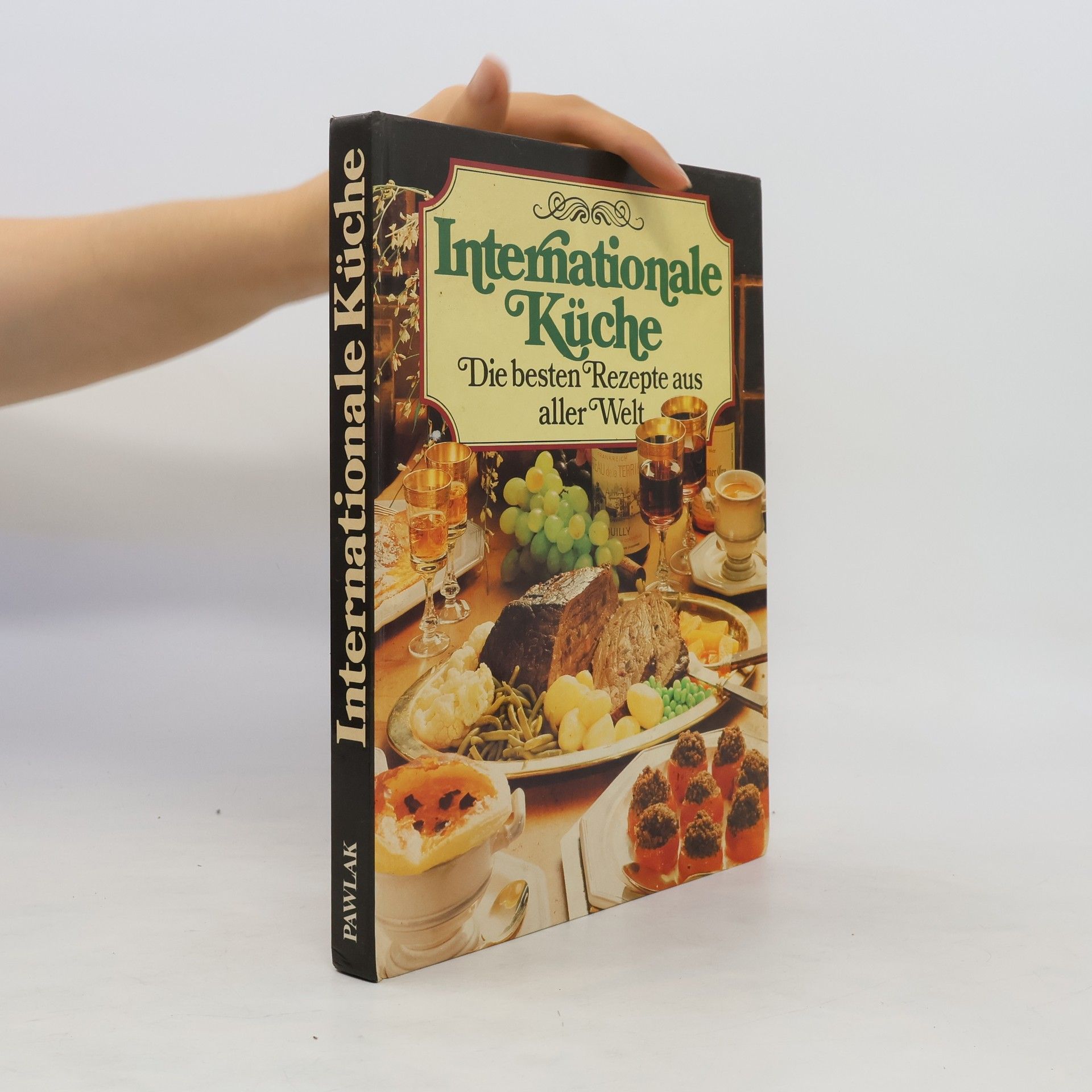 Kolektiv autorů Internationale Küche
