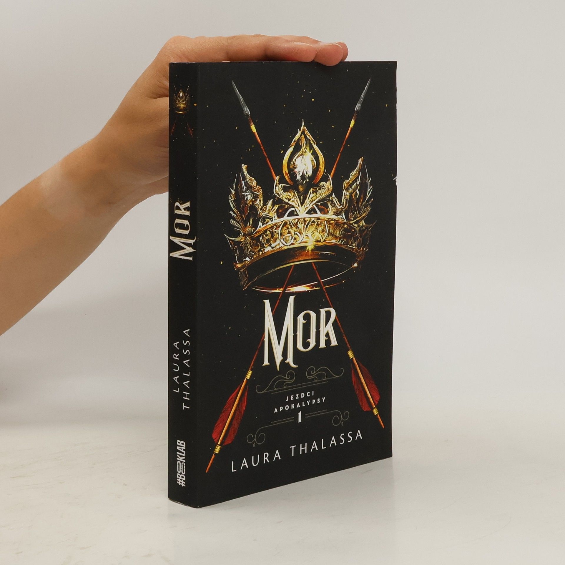 Laura Thalassa Mor