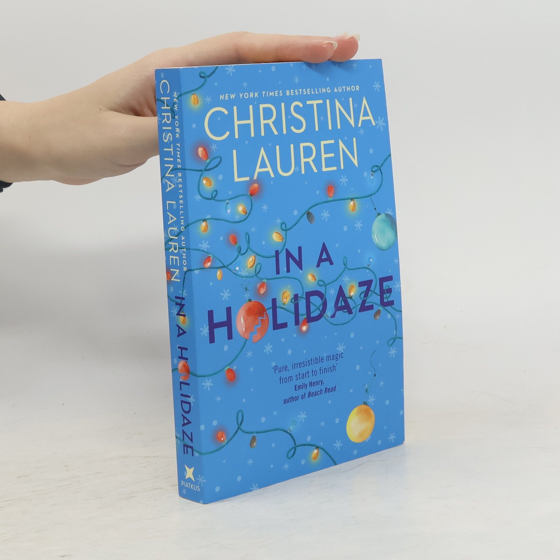 Christina Lauren In a Holidaze
