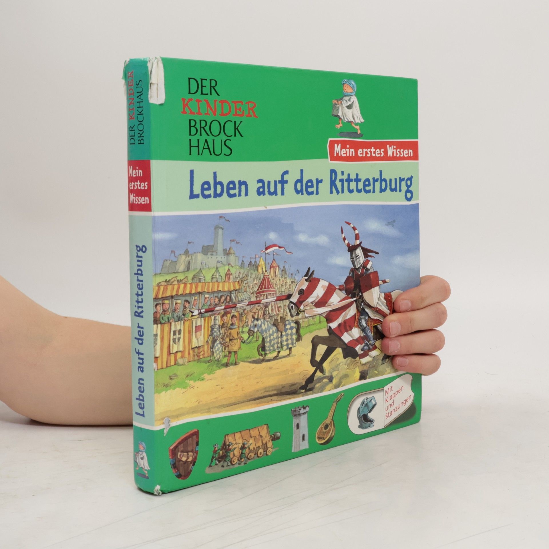 Mira Hofmann Leben auf der Ritterburg