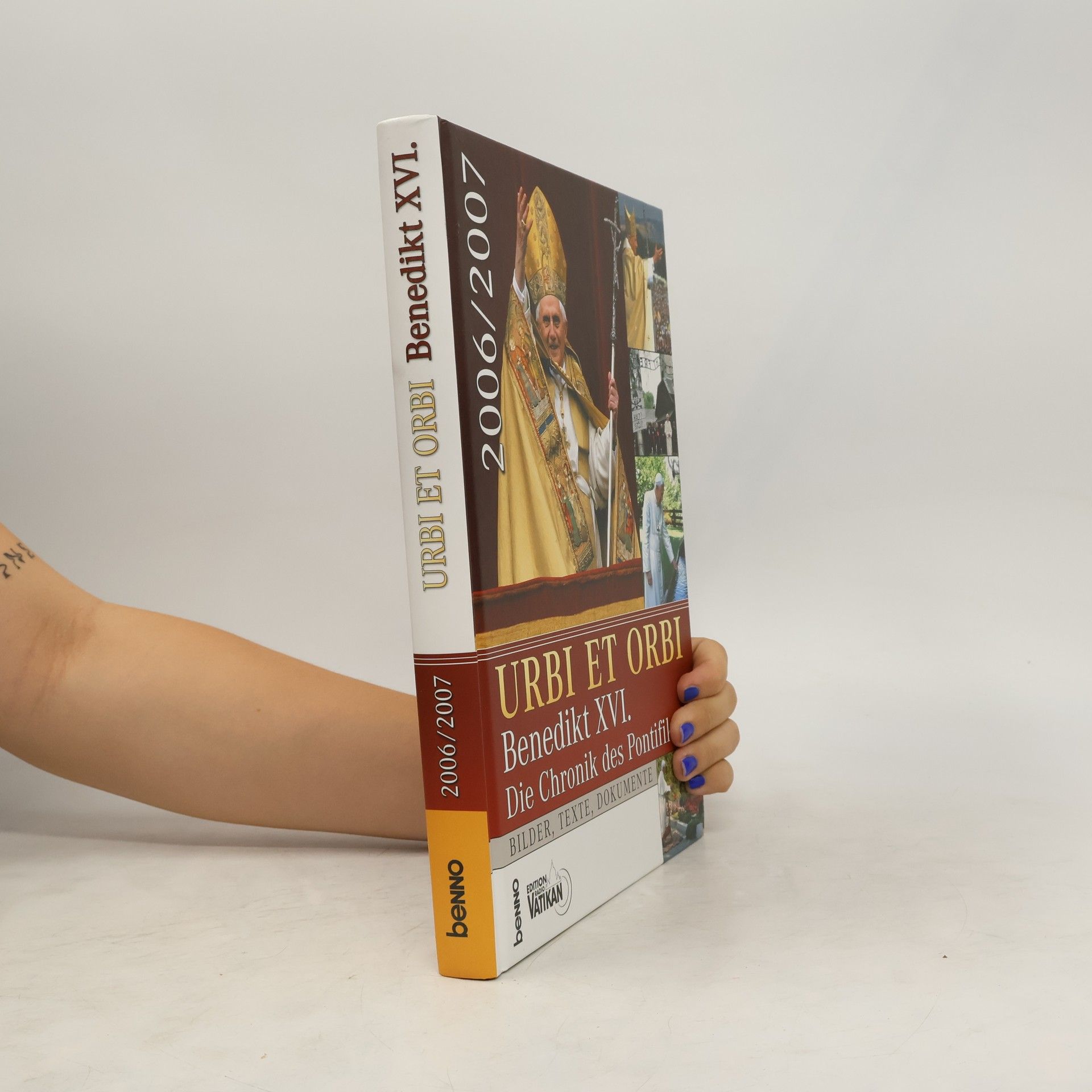 Autores varios Benedikt XVI., die Chronik des Pontifikats ...