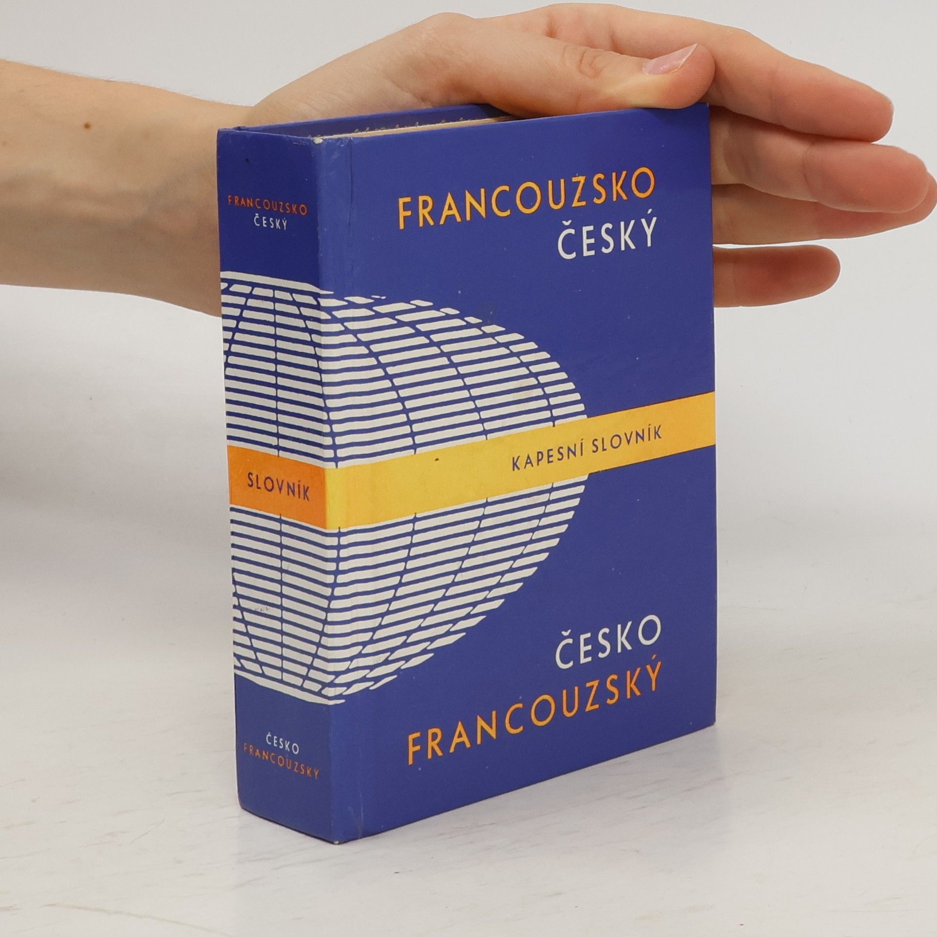 Various authors Francouzsko-český, česko-francouzský kapesní slovník
