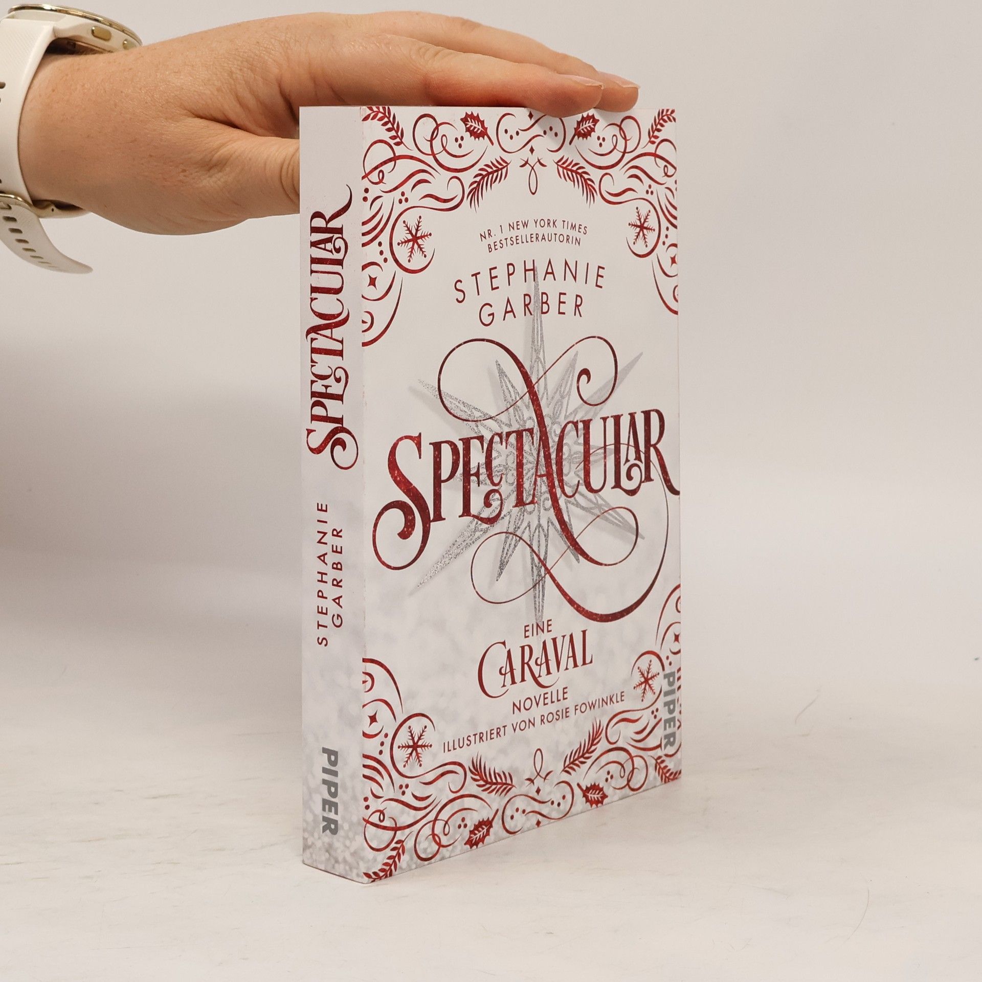 Stephanie Garberová Spectacular / Caraval Bd.4