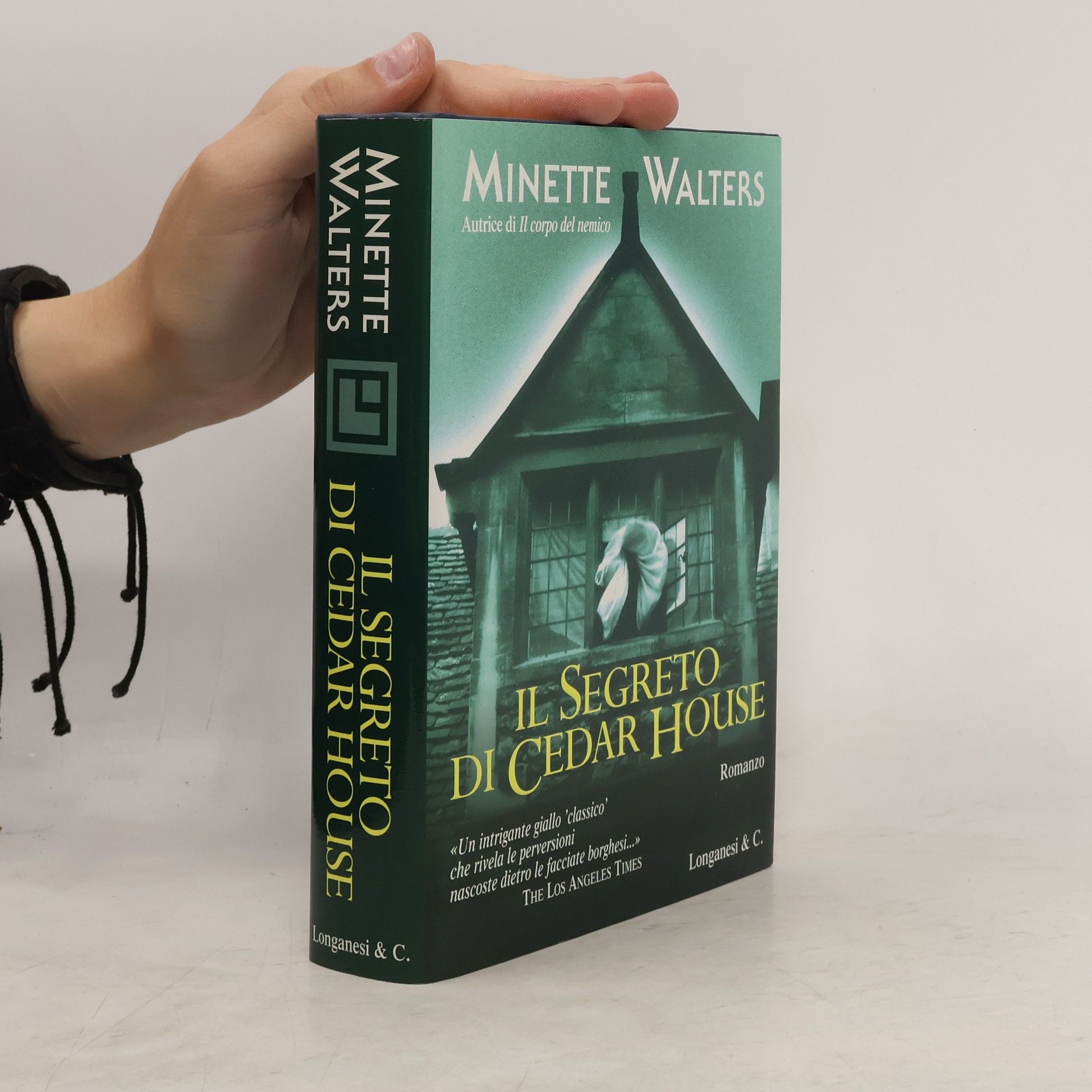 Minette Walter Il segreto di Cedar House