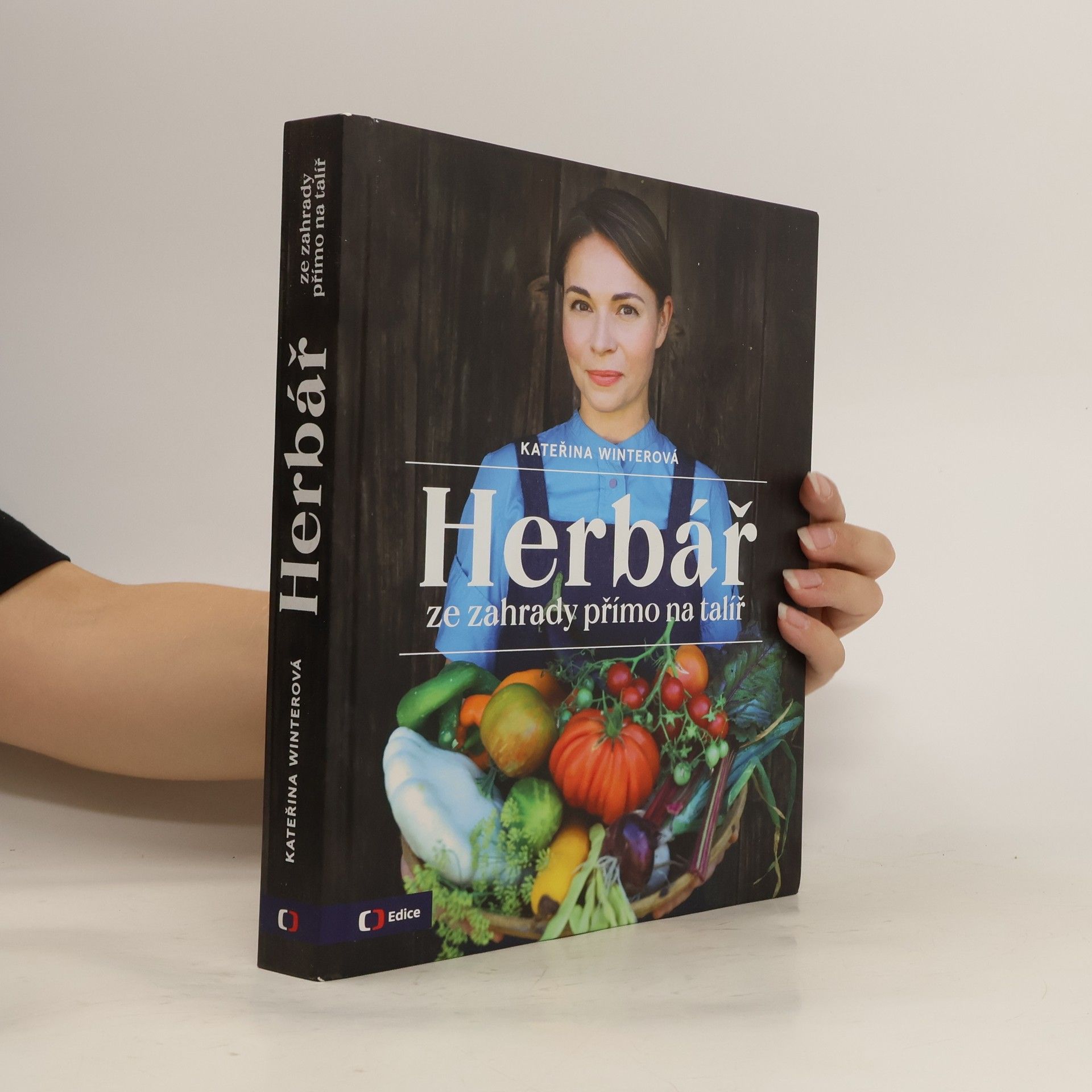 Kateřina Winterová Herbář : ze zahrady přímo na talíř