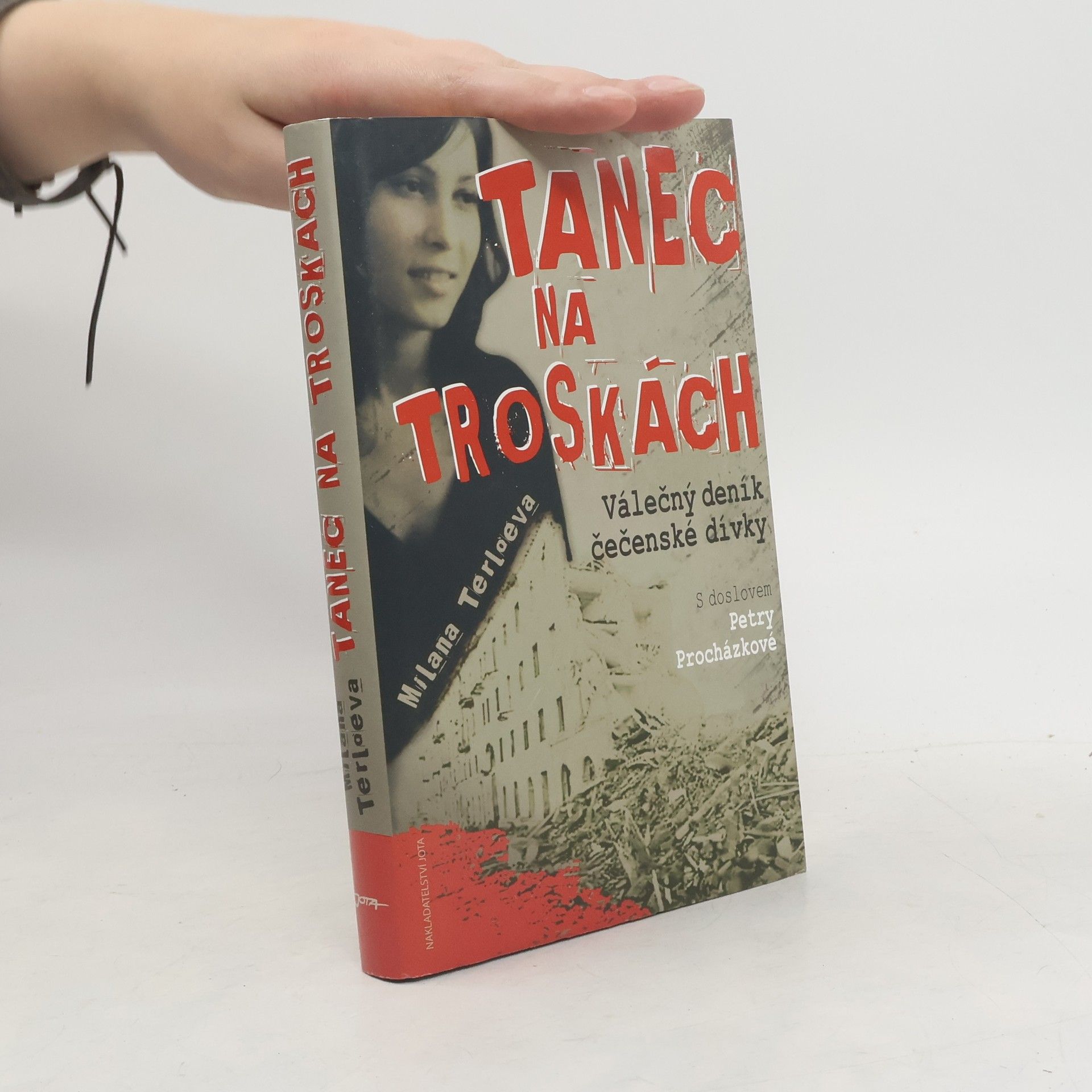 Milana Terloeva Tanec na troskách : válečný deník čečenské dívky