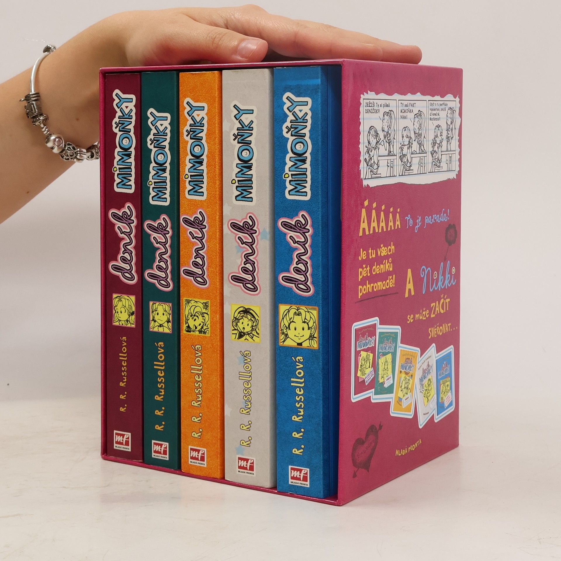 Rachel Renée Russellová Deník Mimoňky box 1-5