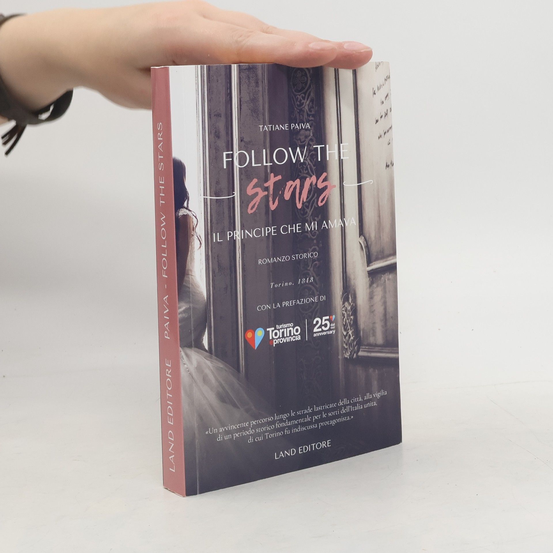 Tatiane Paiva Follow the Stars