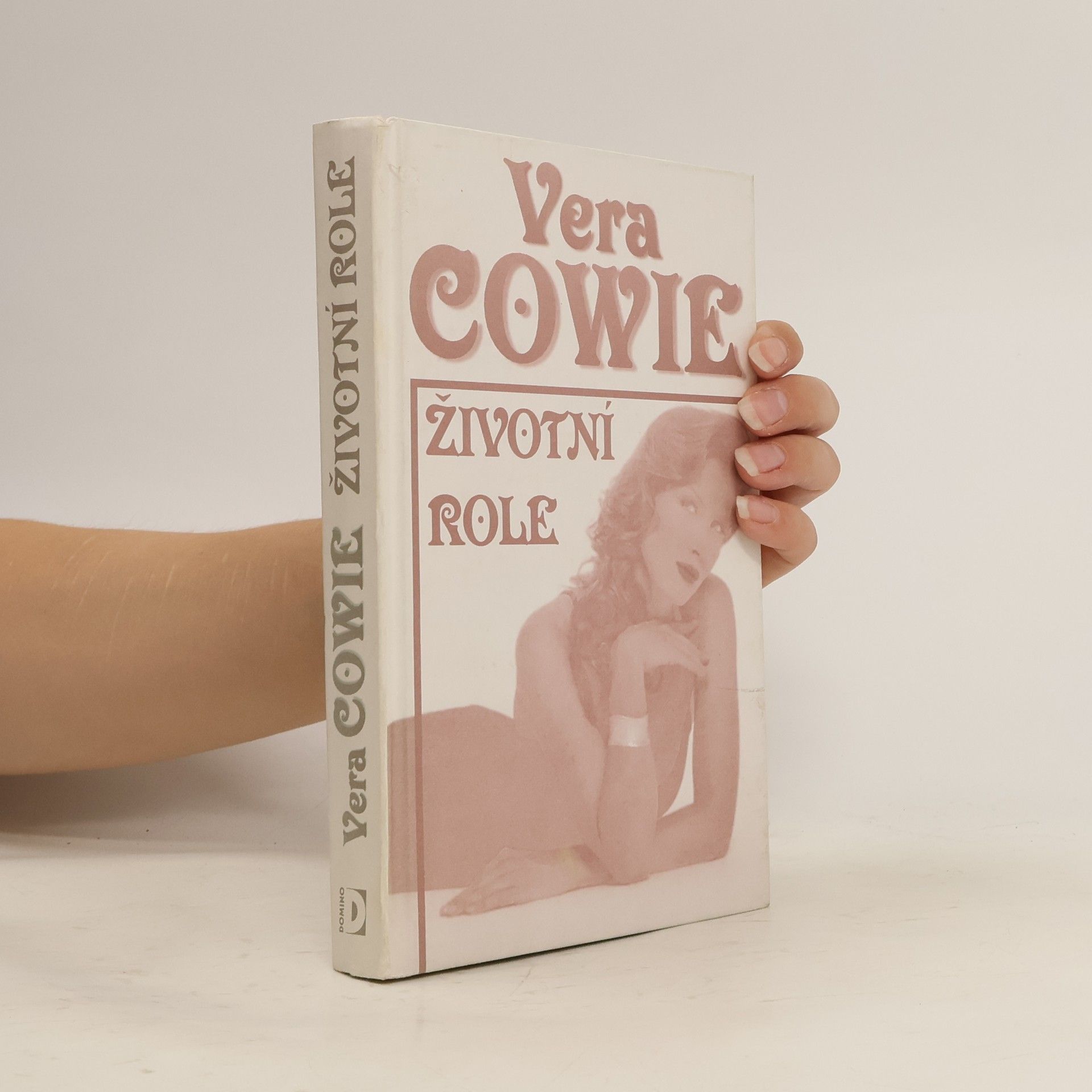 Vera Cowie Životní role