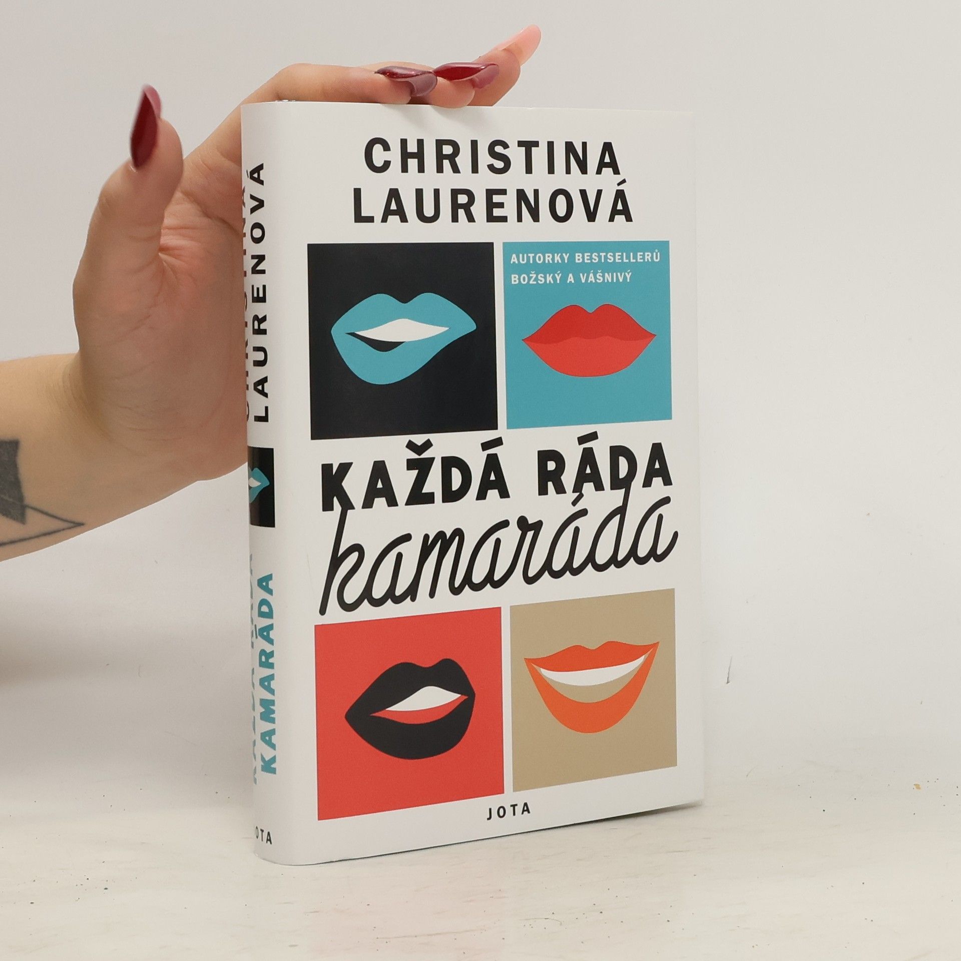 Christina Lauren Každá ráda kamaráda