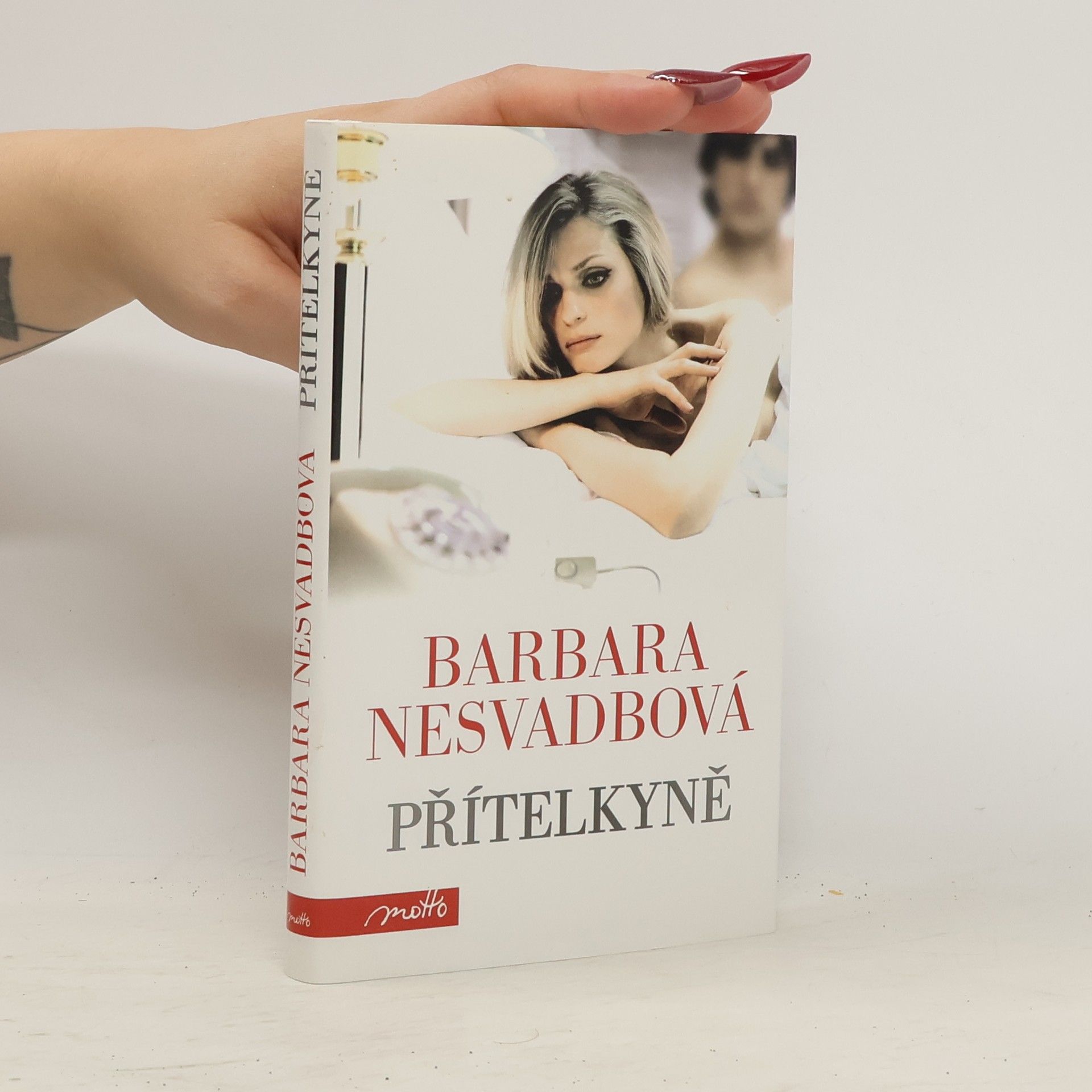 Barbara Nesvadbová Přítelkyně