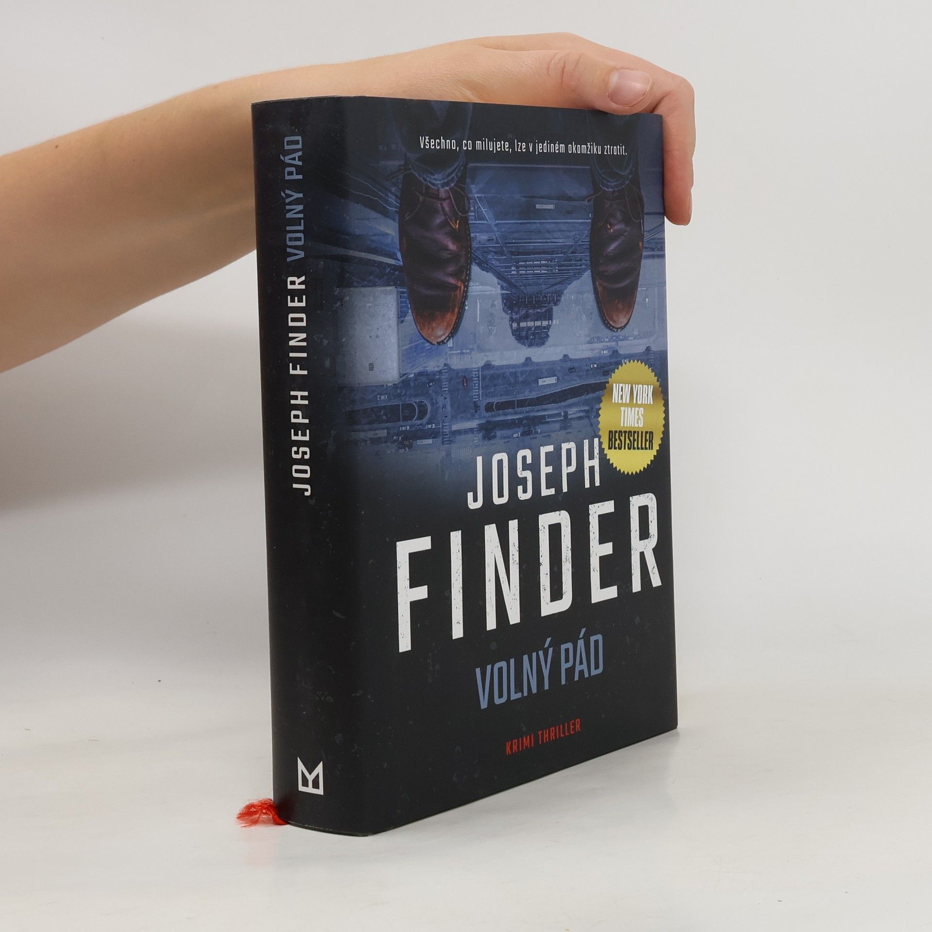 Joseph Finder Volný pád