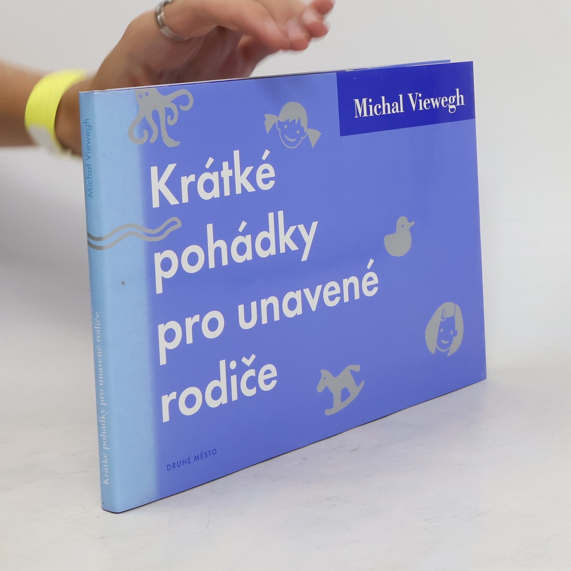 Krátké pohádky pro unavené rodiče