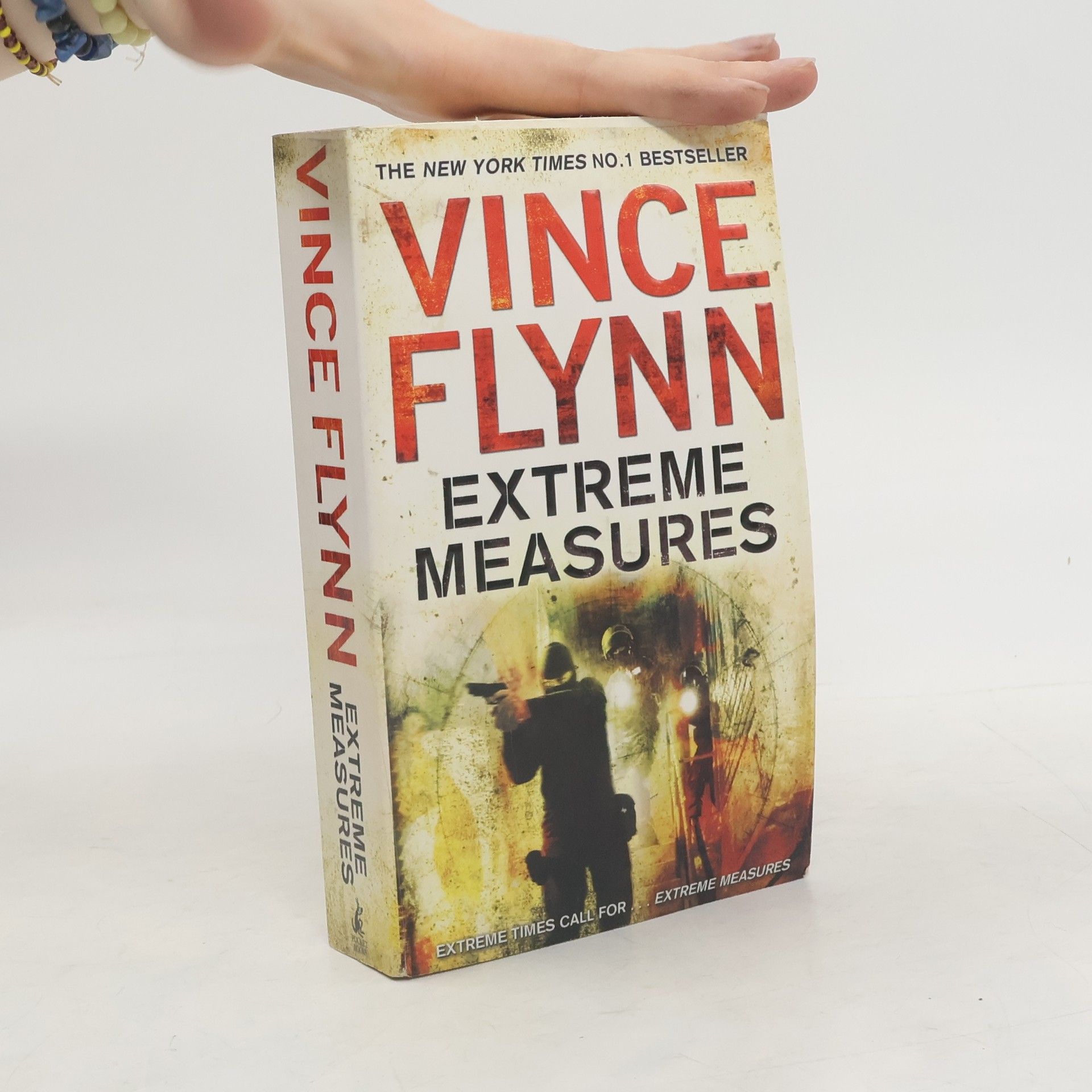 Vince Flynn Extreme Measures. Der Gegenschlag, englische Ausgabe
