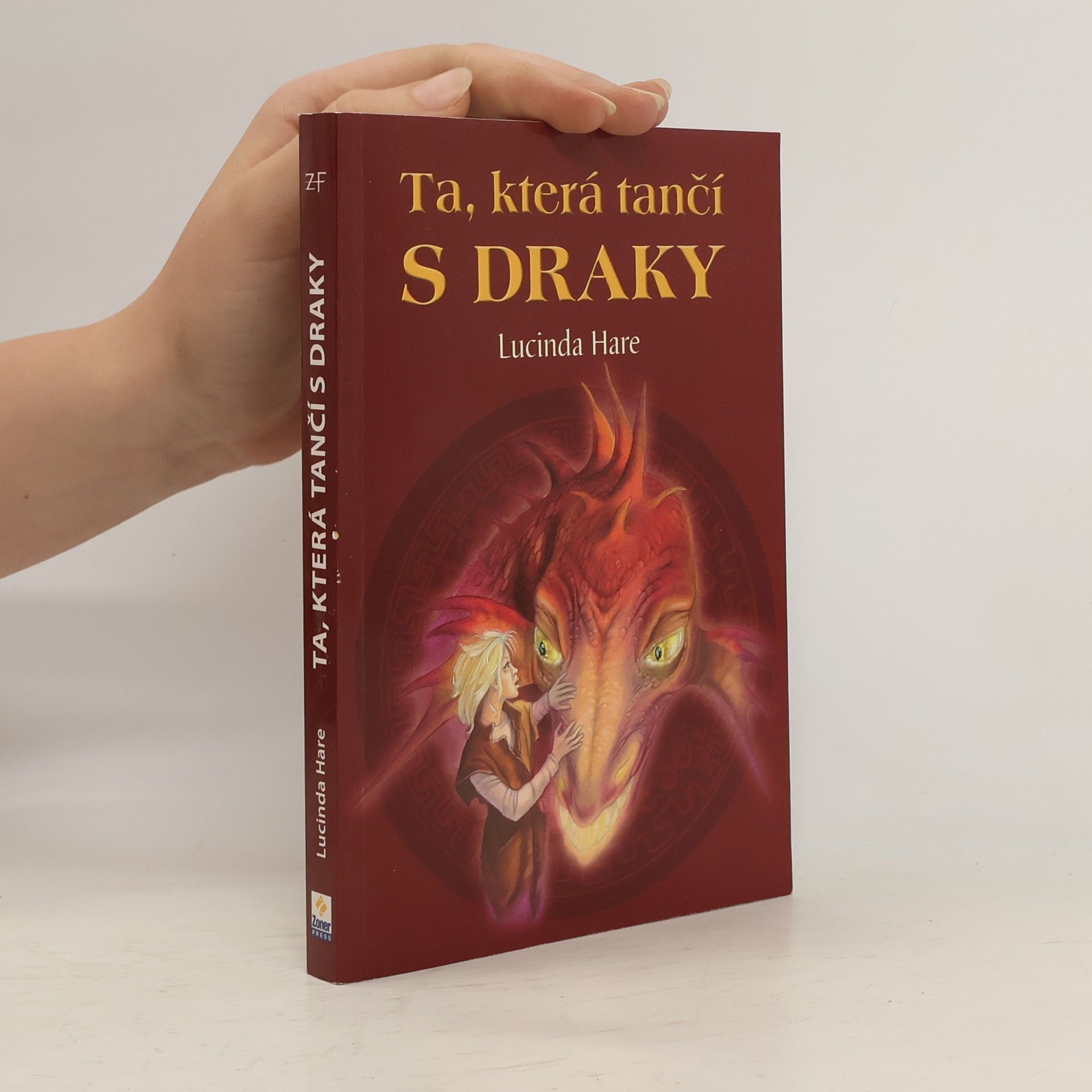 Lucinda Hare Ta, která tančí s draky