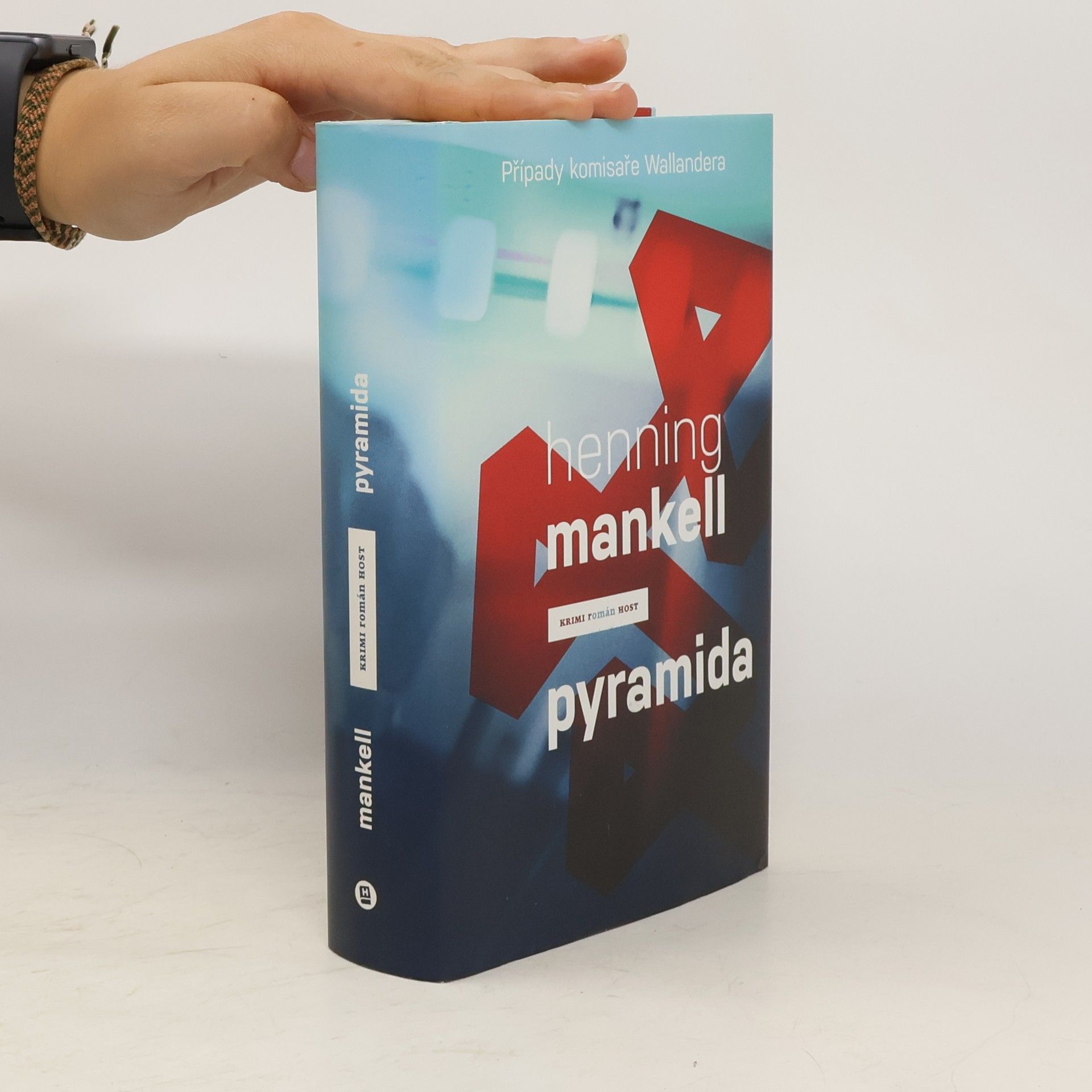 Henning Mankell Pyramida