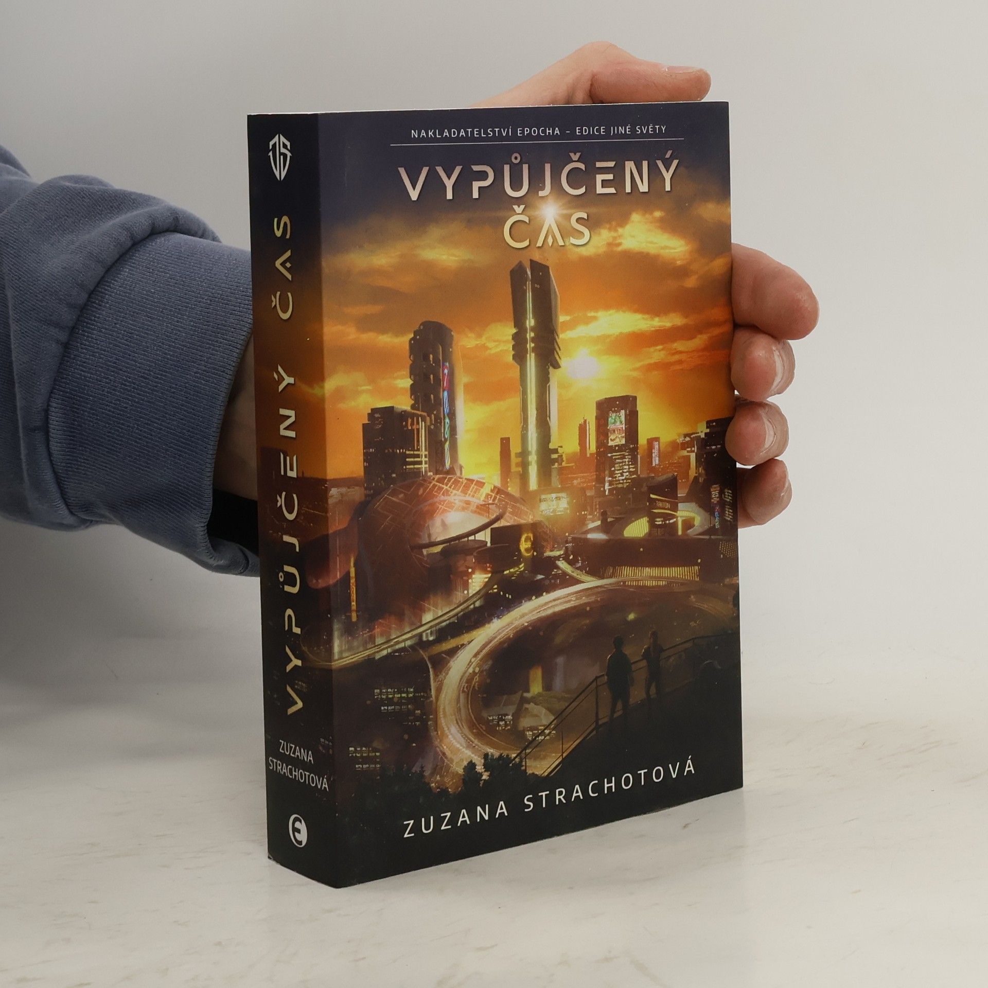 Zuzana Strachotová Vypůjčený čas