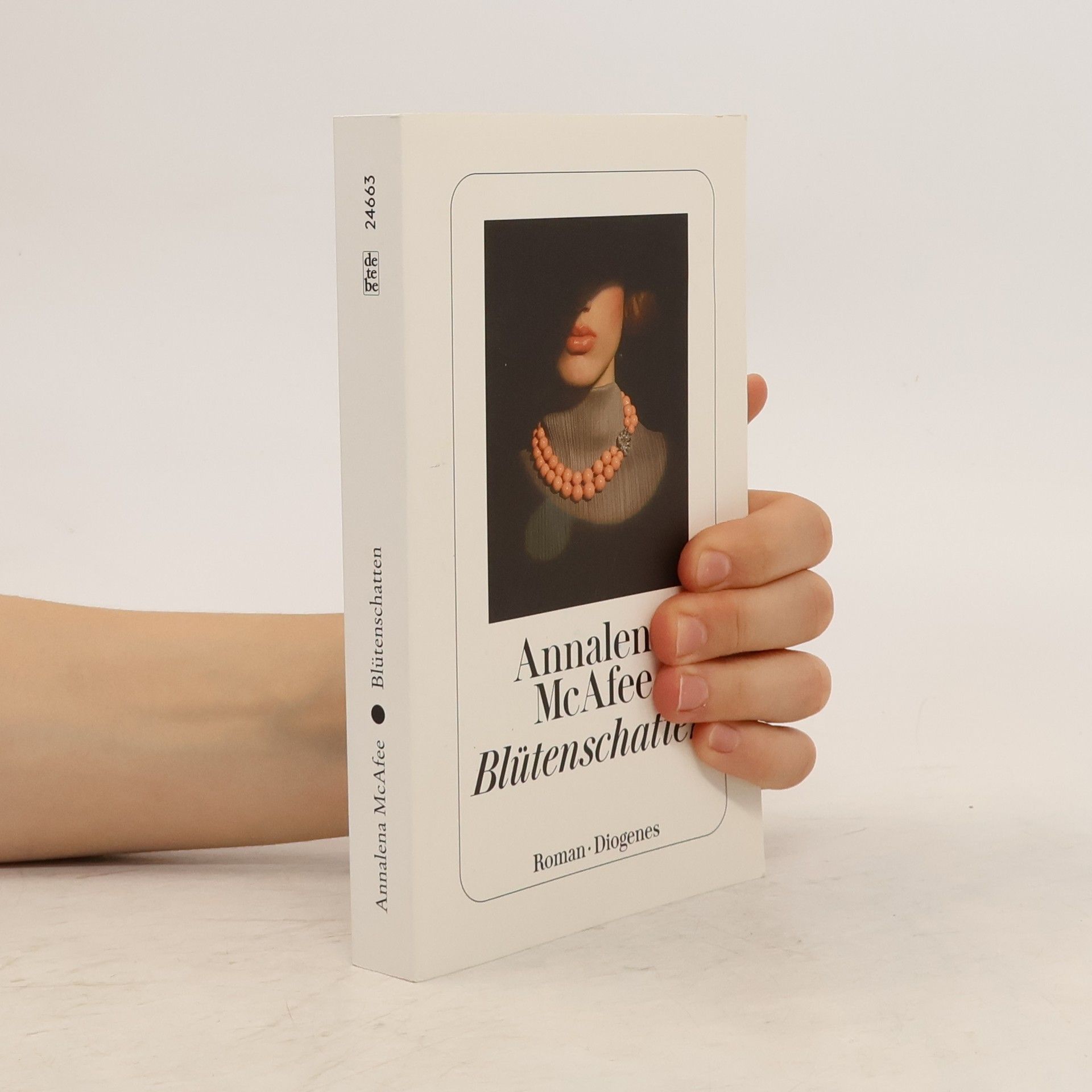 Annalena McAfee Blütenschatten