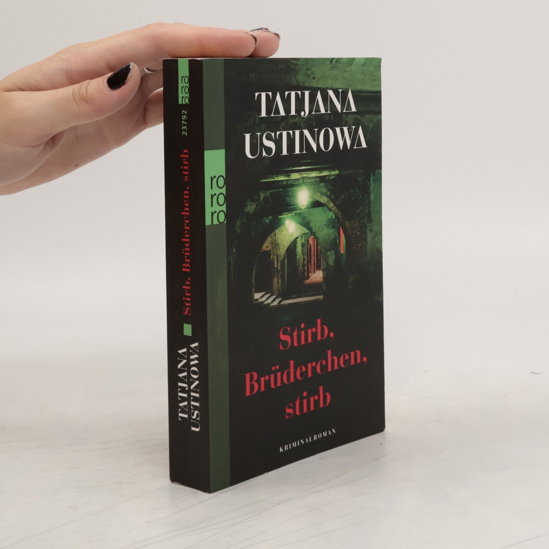 Tatjana Ustinova Stirb, Brüderchen, stirb