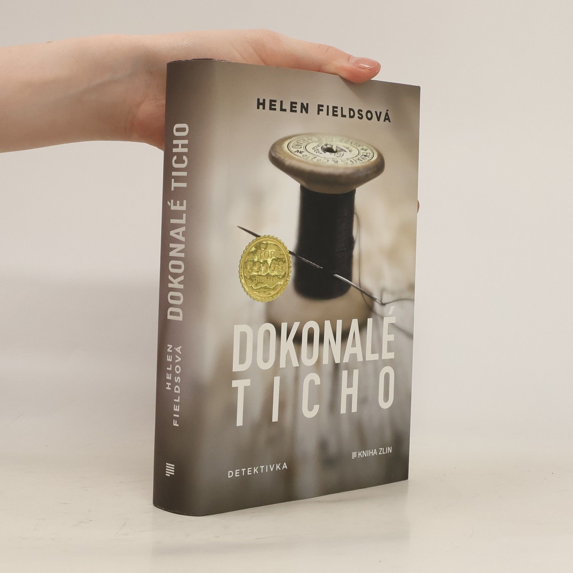 Helen Fields Dokonalé ticho