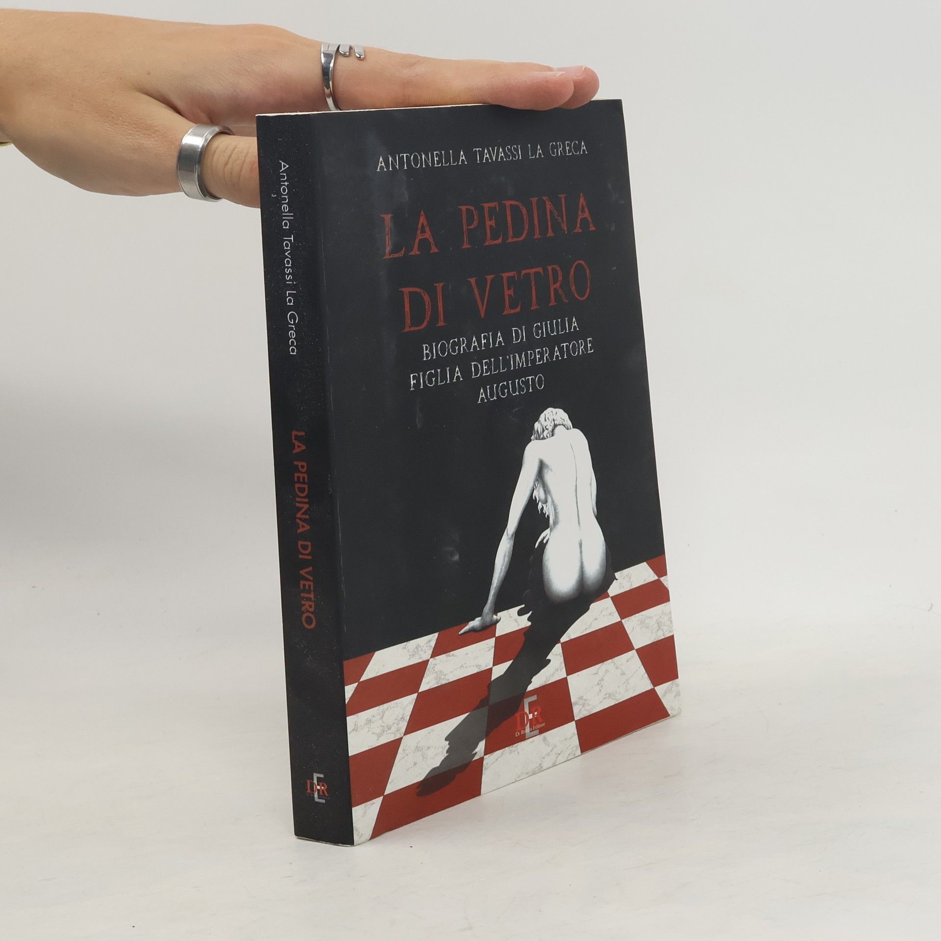 Antonella Tavassi La Greca La pedina di vetro