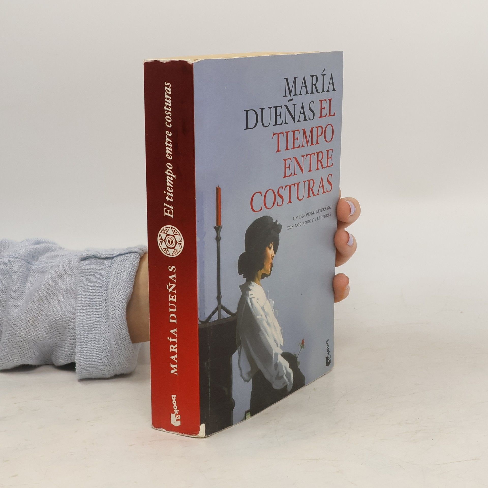 María Dueñas El tiempo entre costuras