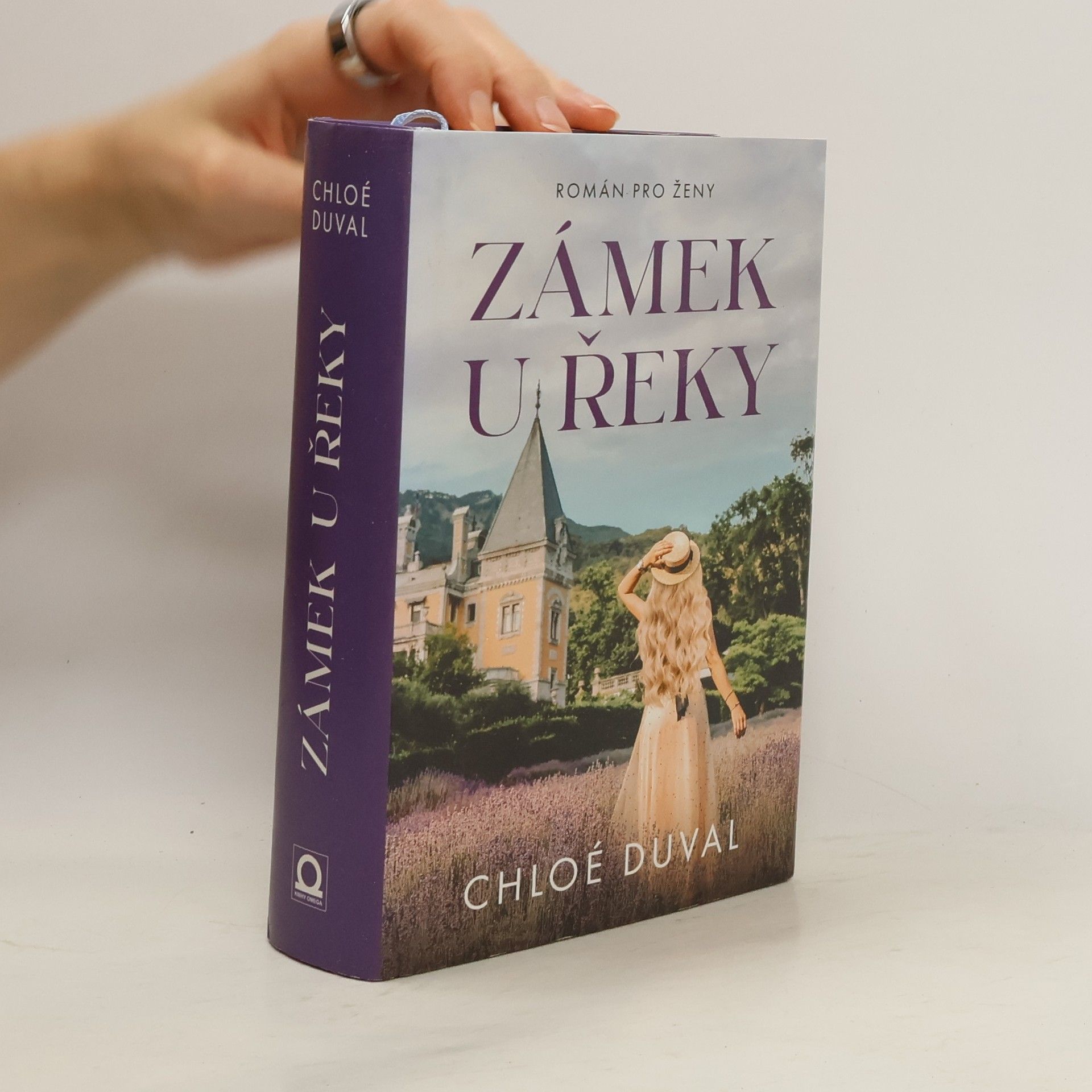 Chloe Duval Zámek u řeky