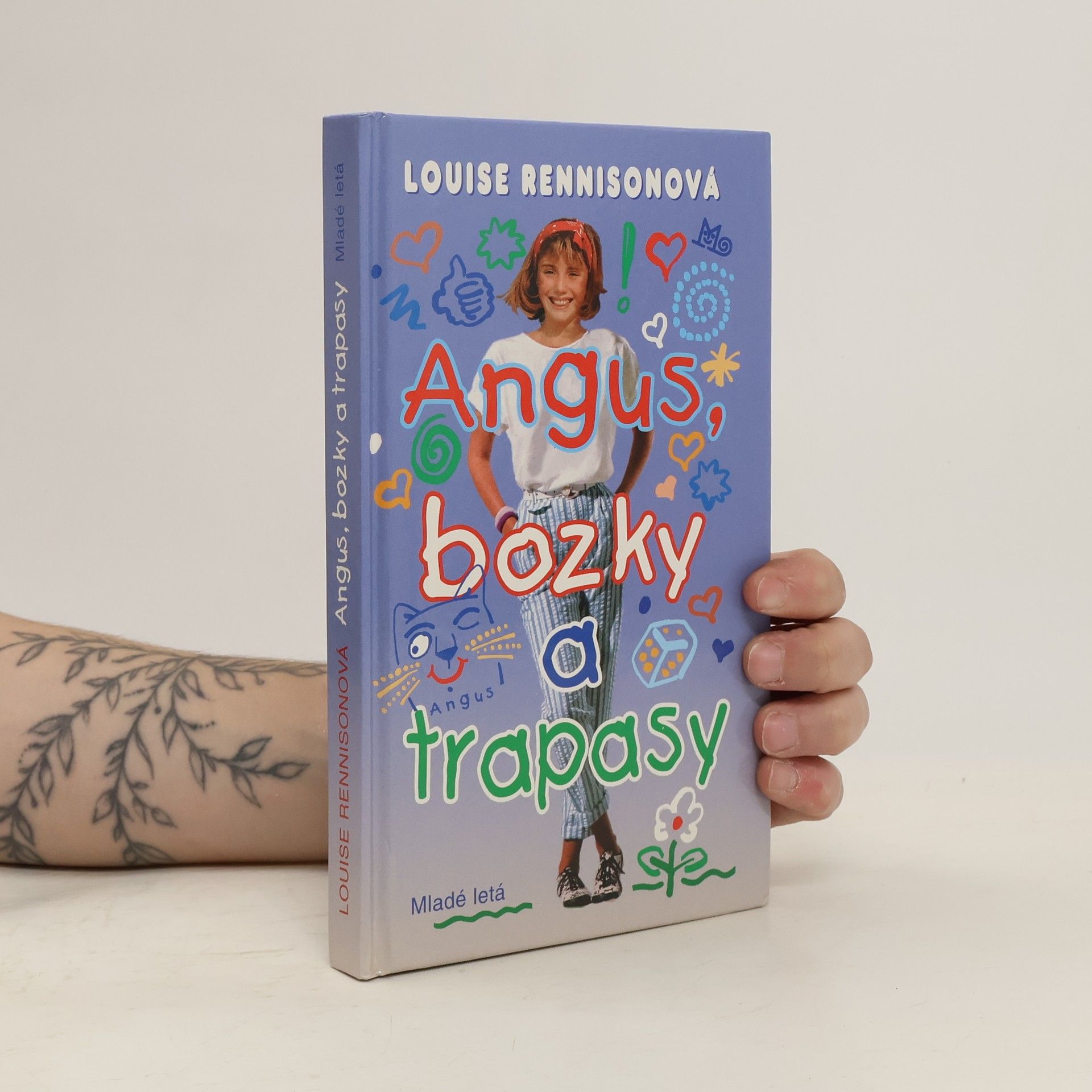 Louise Rennison Angus, bozky a trapasy