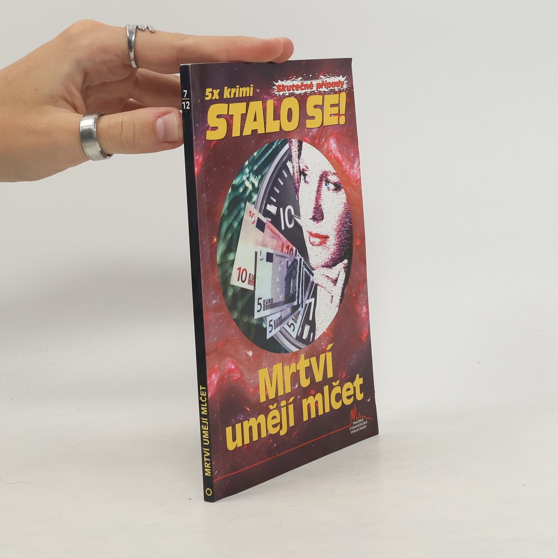 Roman Cílek Mrtví umějí mlčet
