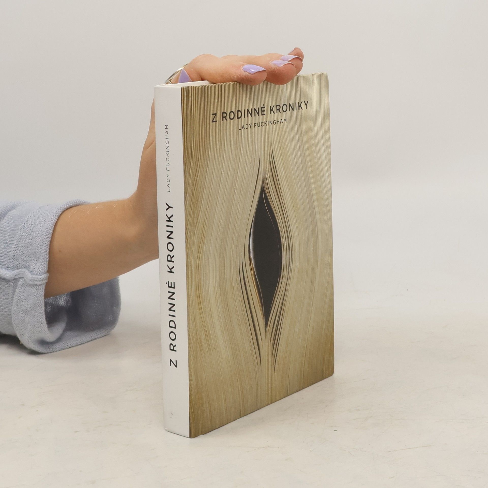 AA.VV. Z rodinné kroniky Lady Fuckingham