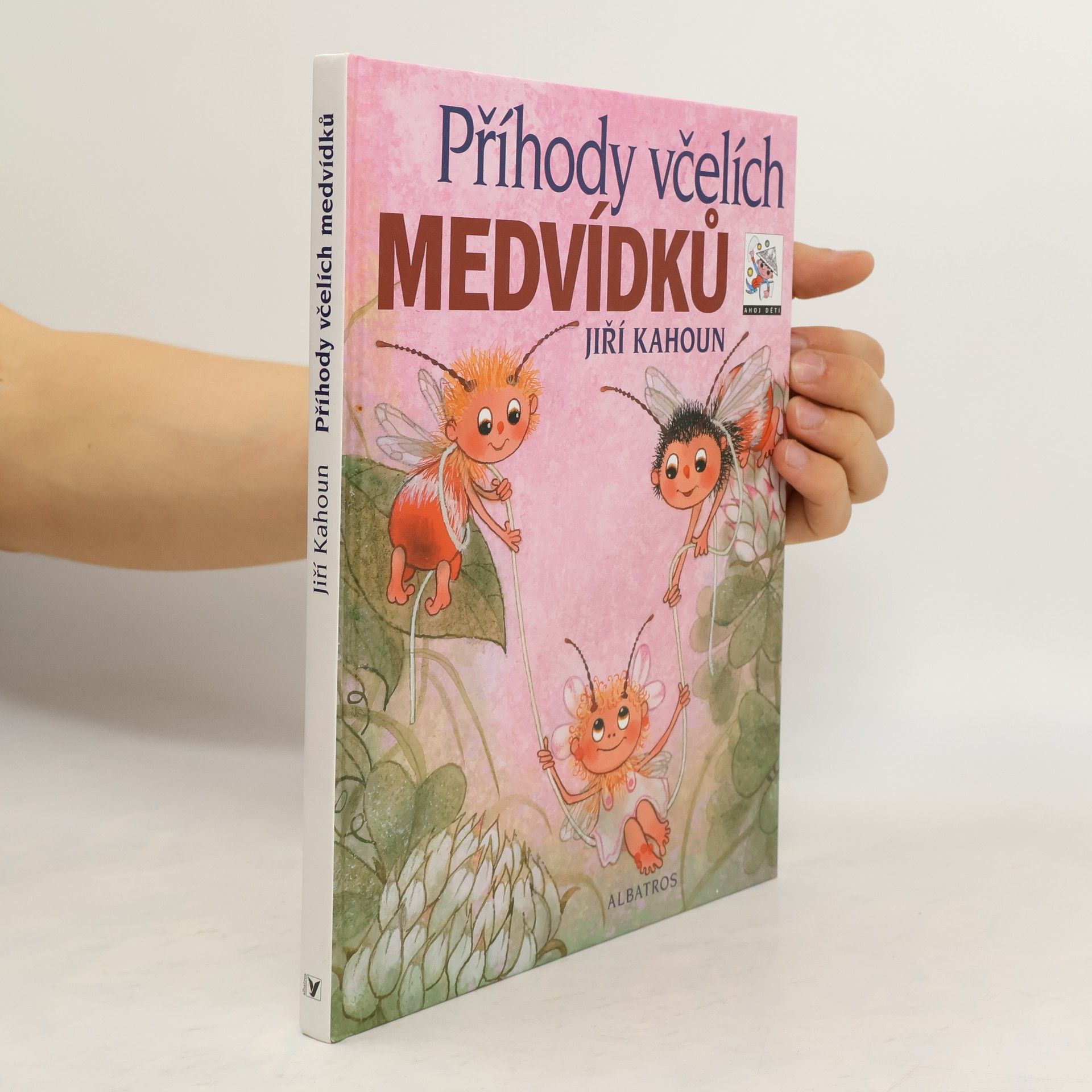 Jiří Kahoun Příhody včelích medvídků