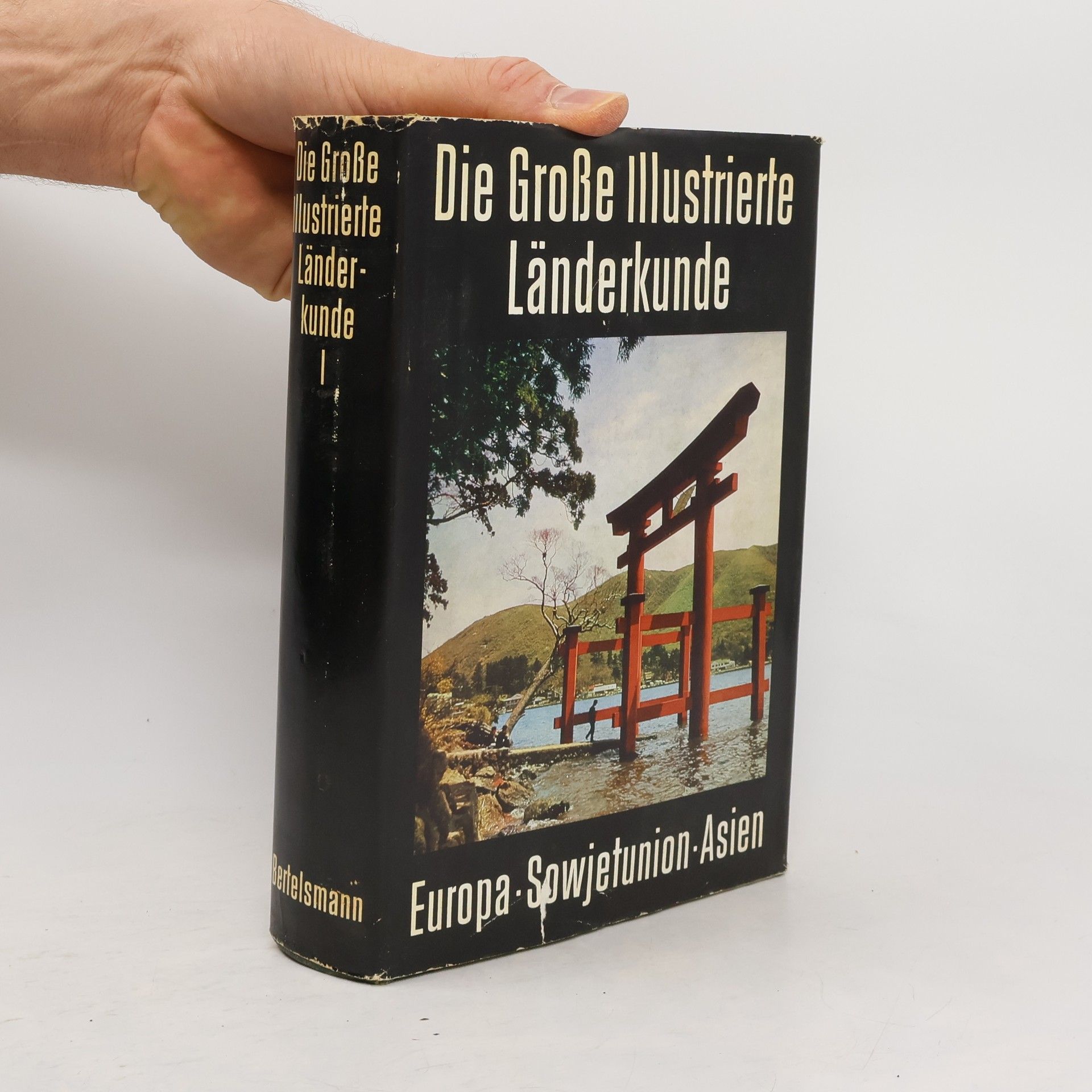 Collectif d'auteurs Die Große Illustrierte Länderkunde I.