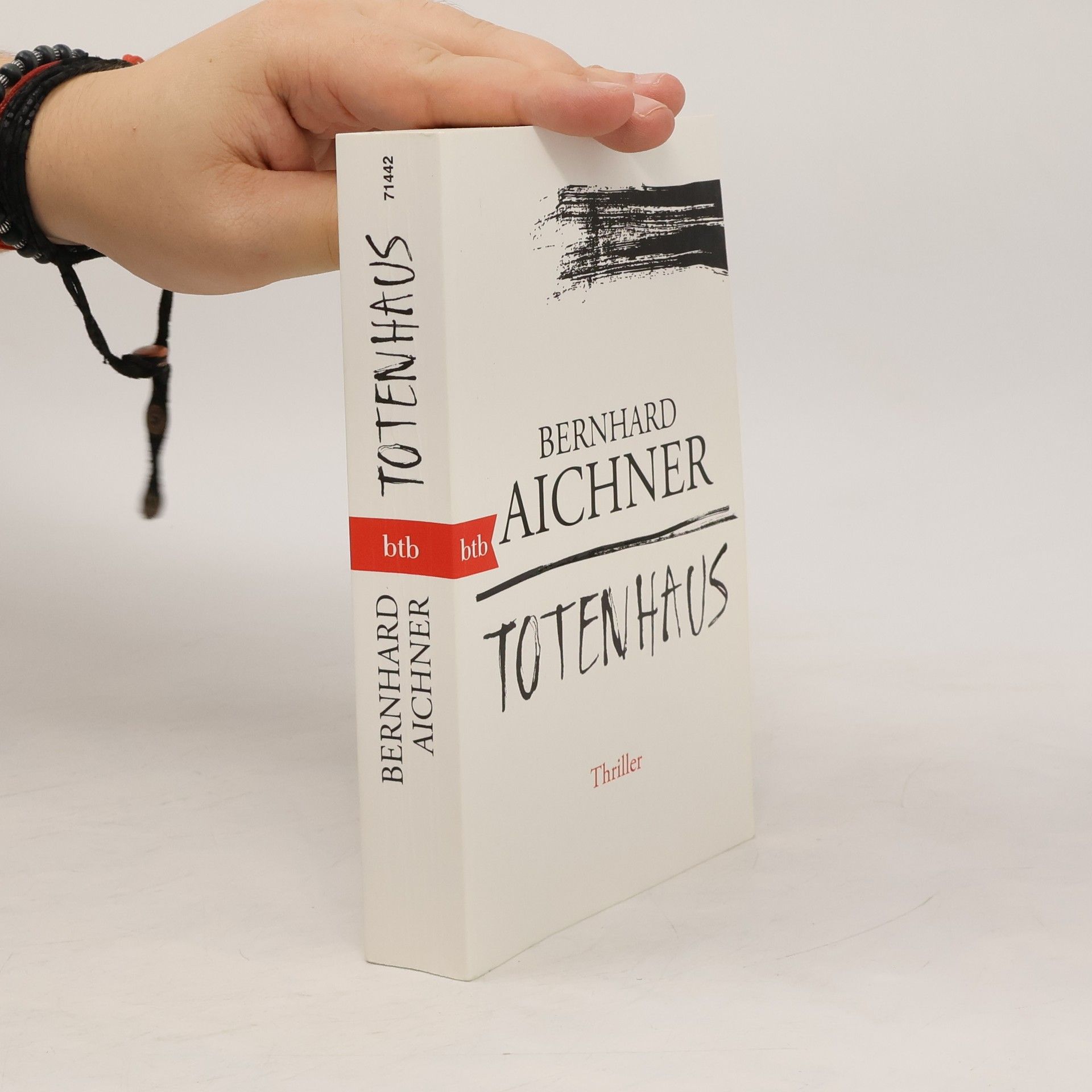 Bernhard Aichner Totenhaus