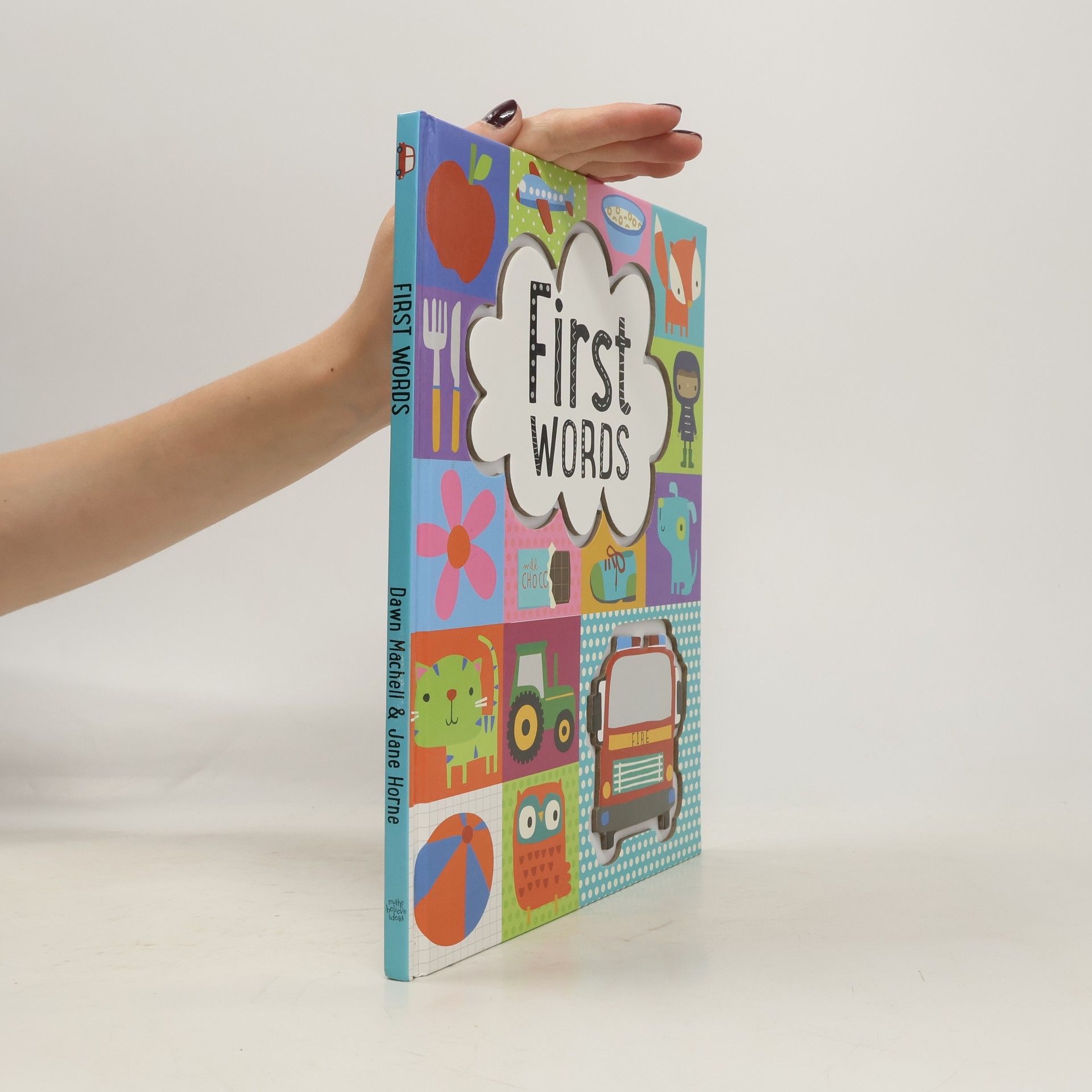 Collectif d'auteurs First Words