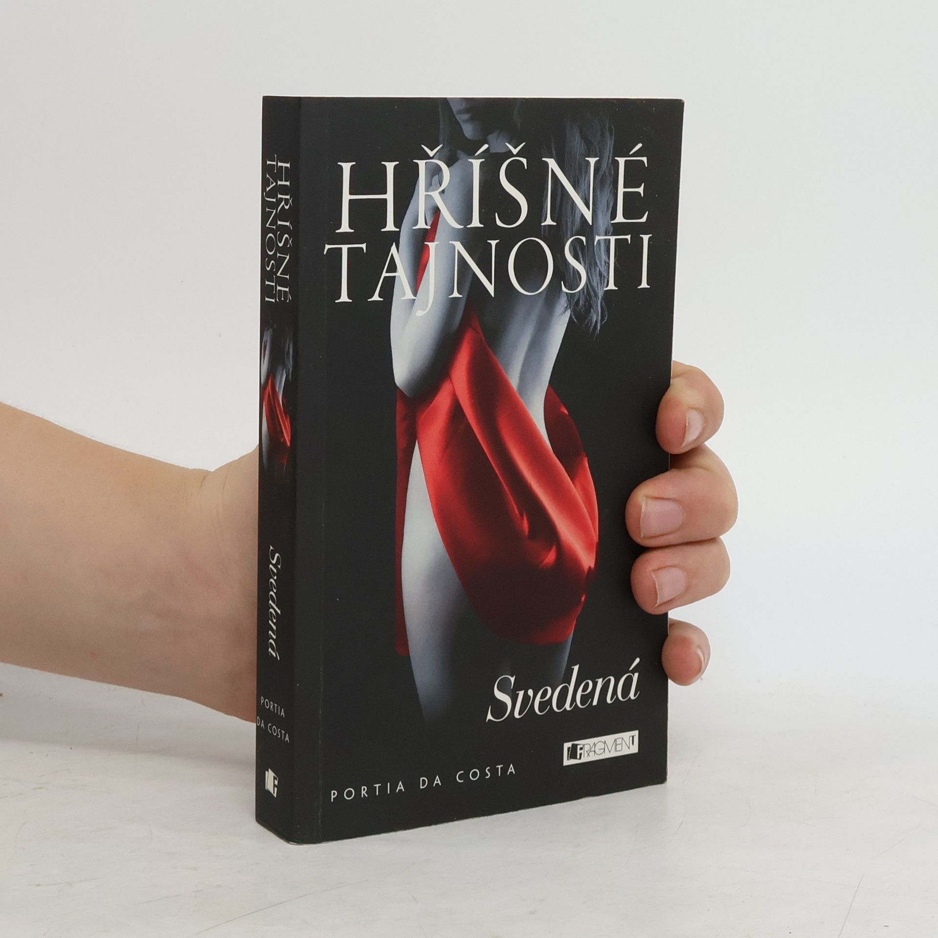 Portia Da Costa Hříšné tajnosti. Svedená