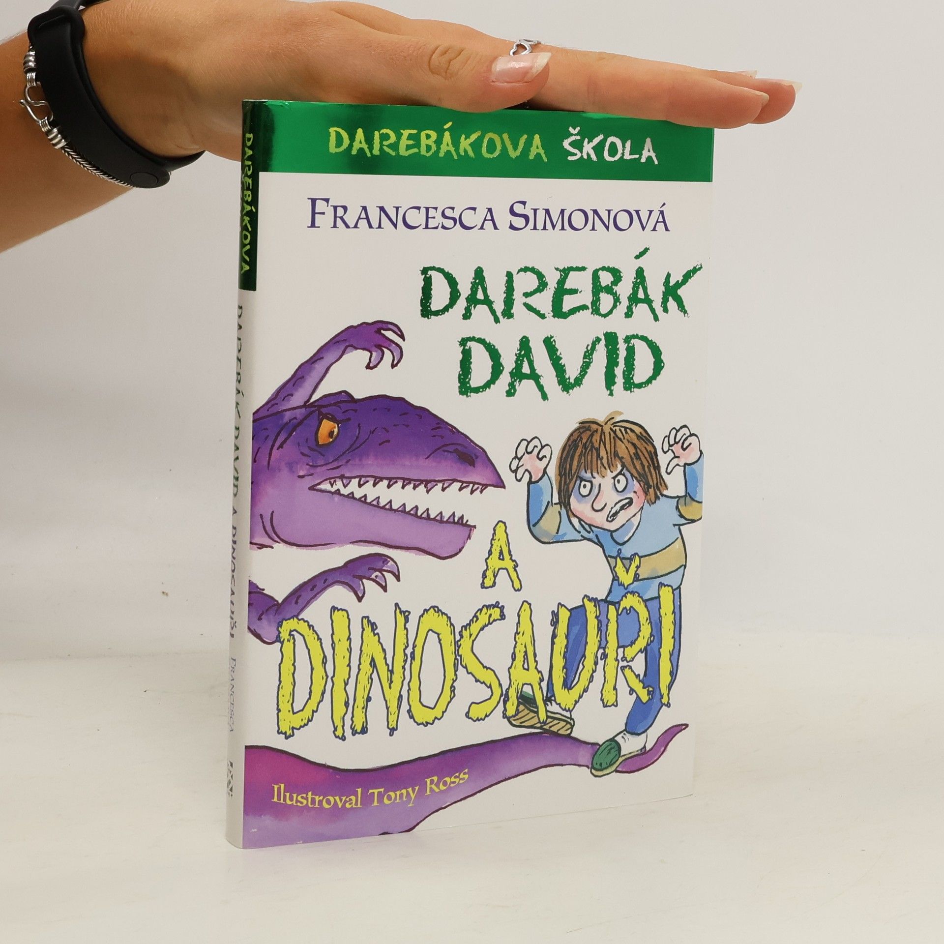 Francesca Simon Darebák David a dinosauři