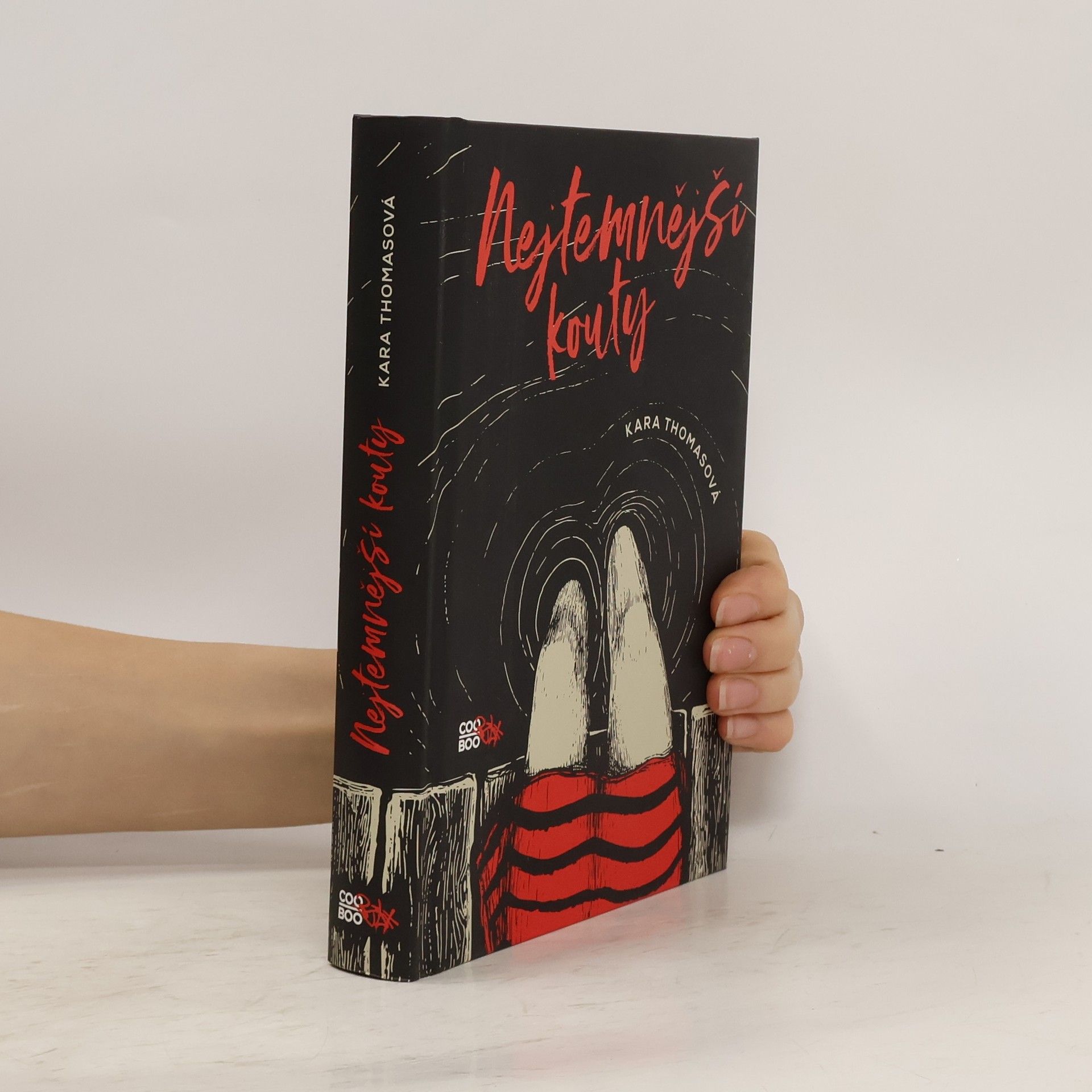 Kara Thomas Nejtemnější kouty