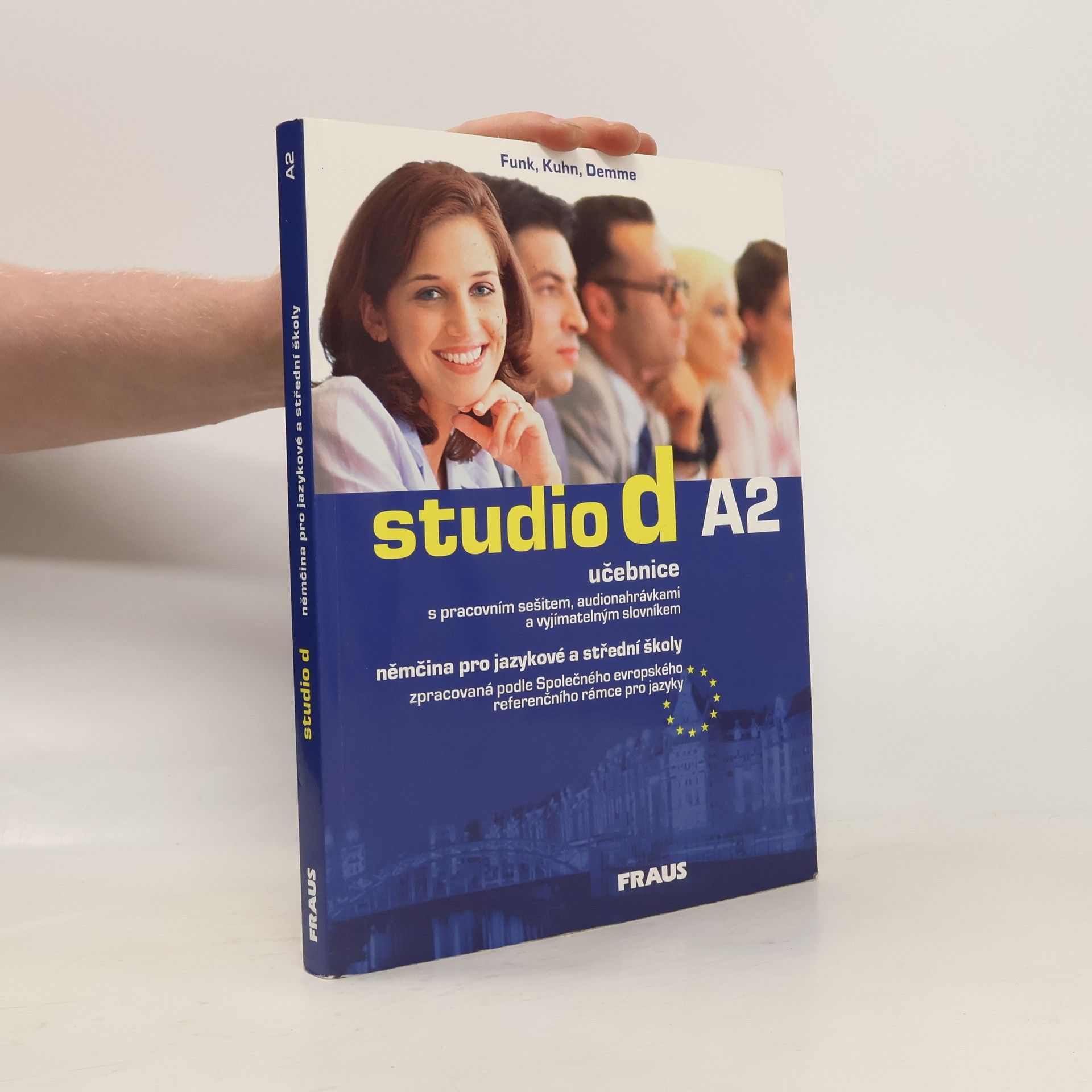 Studio d A2. Učebnice s pracovním sešitem, audionahrávkami a vyjímatelným slovníkem