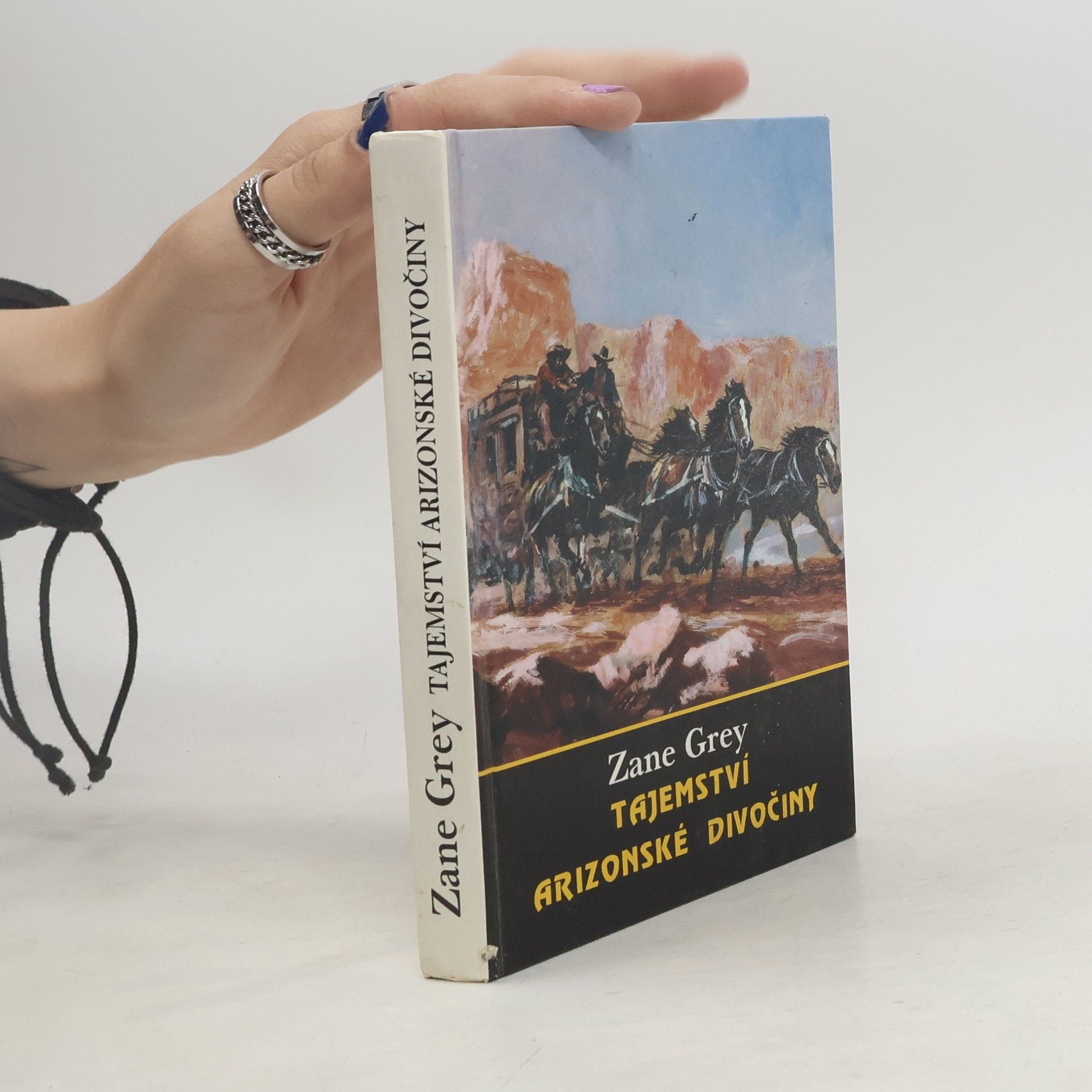Zane Grey Tajemství arizonské divočiny