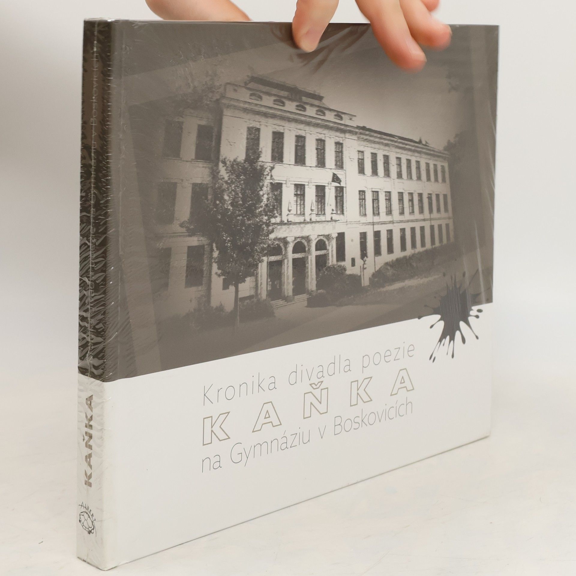 Collectif d'auteurs Kronika divadla poezie KANKA na Gymnáziu v Boskovicích