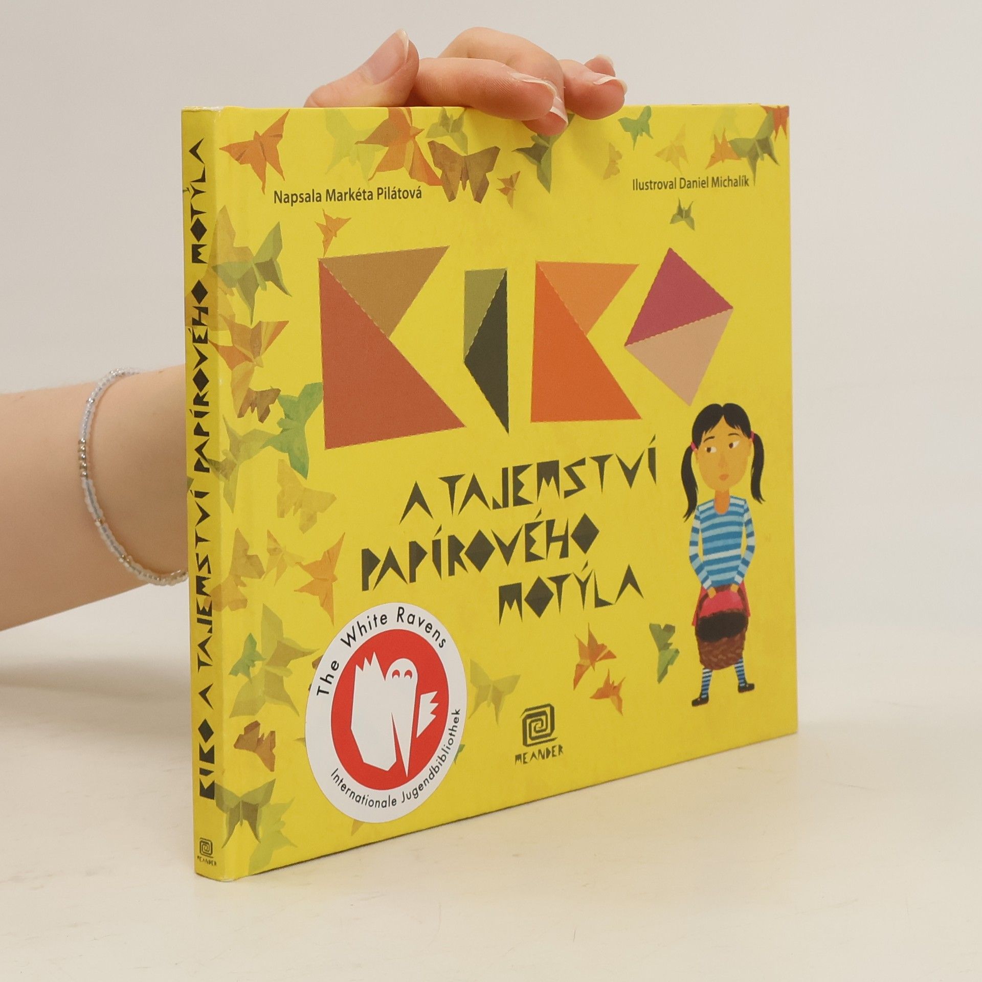 Kiko a tajemství papírového motýla