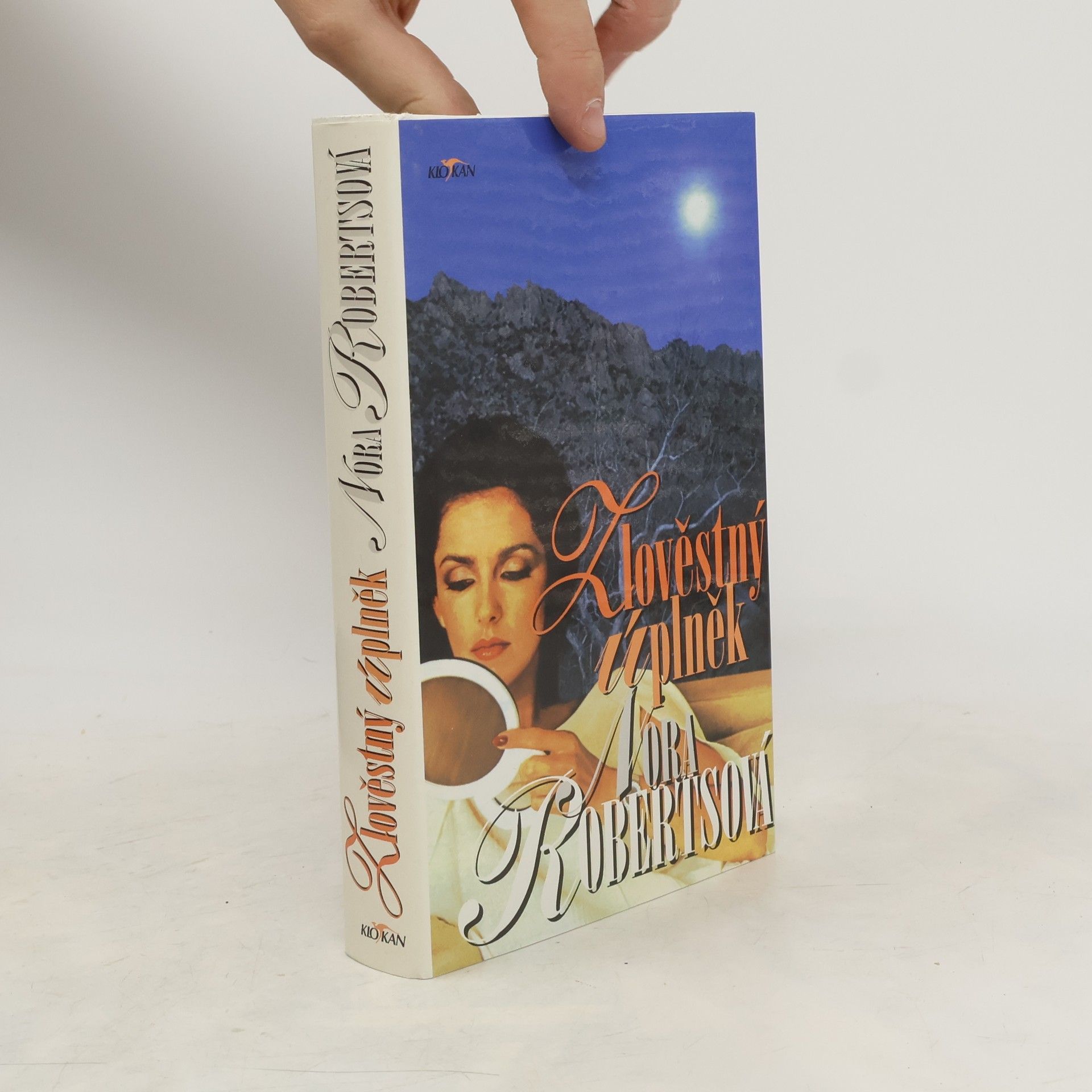 Nora Roberts Zlověstný úplněk