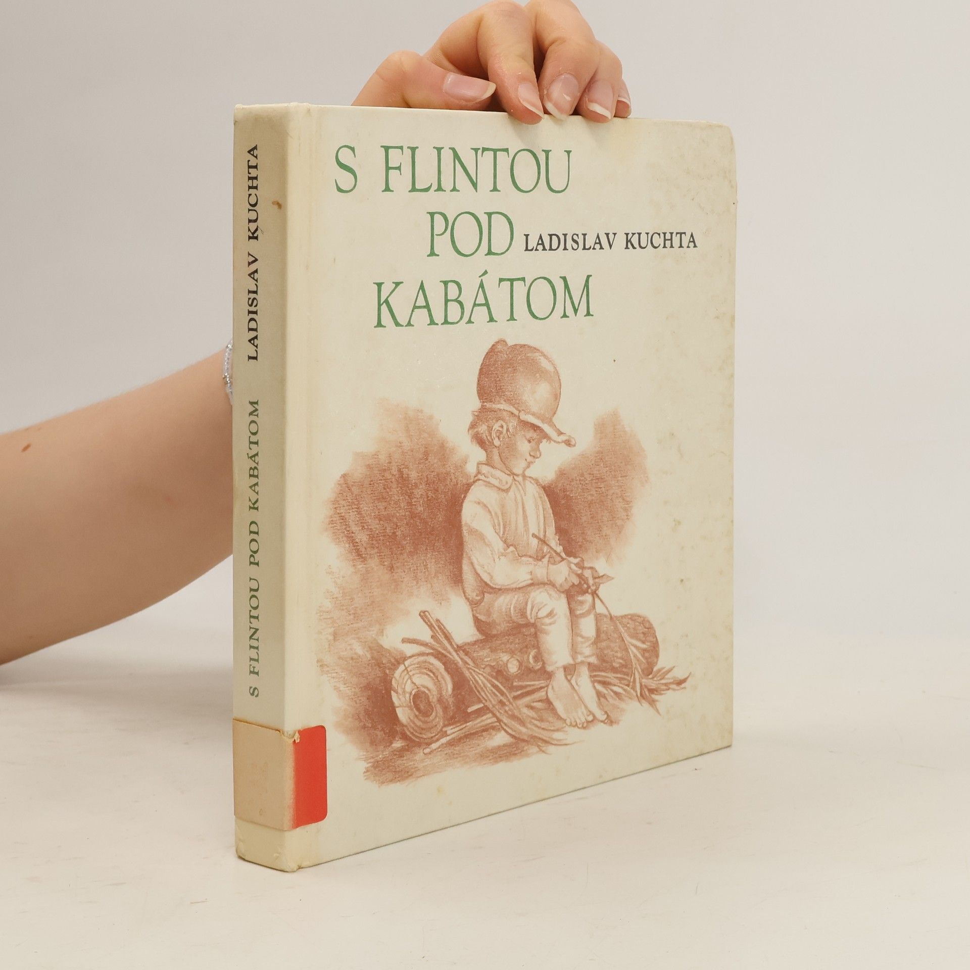 S flintou pod kabátom