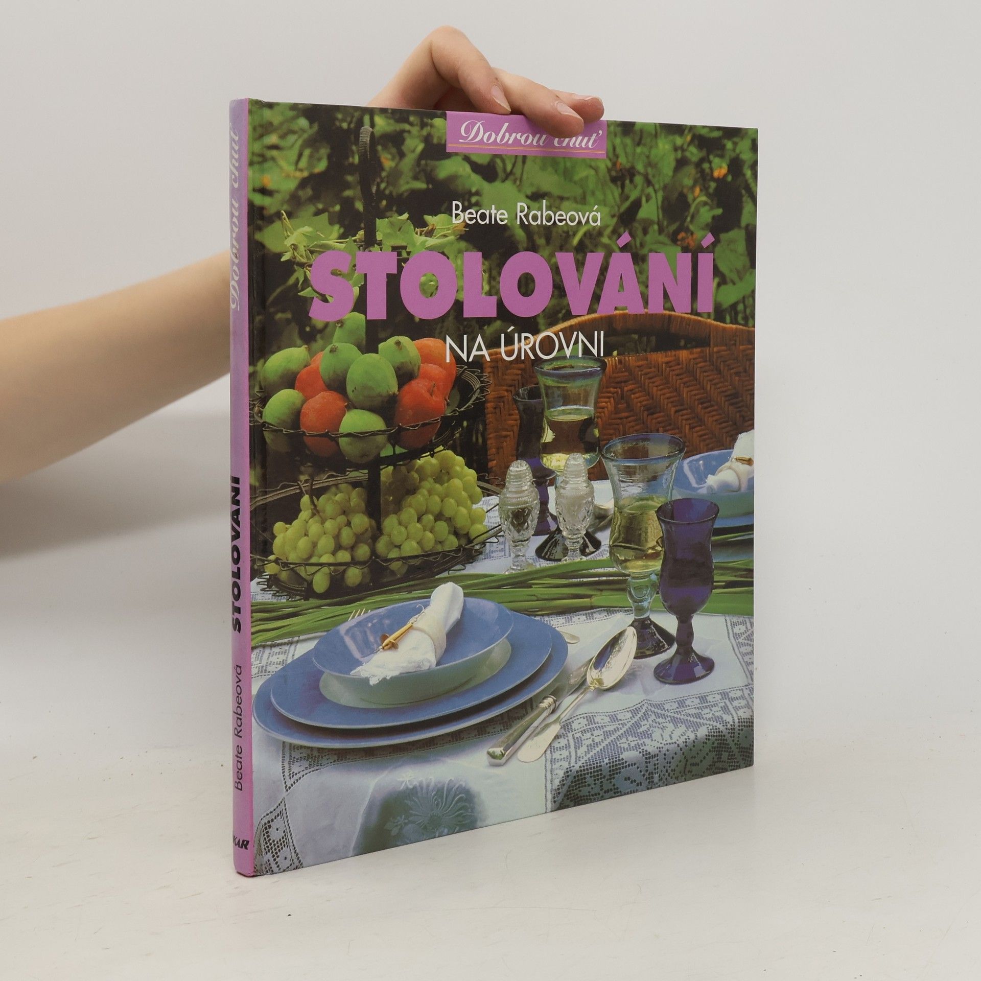 Stolování na úrovni