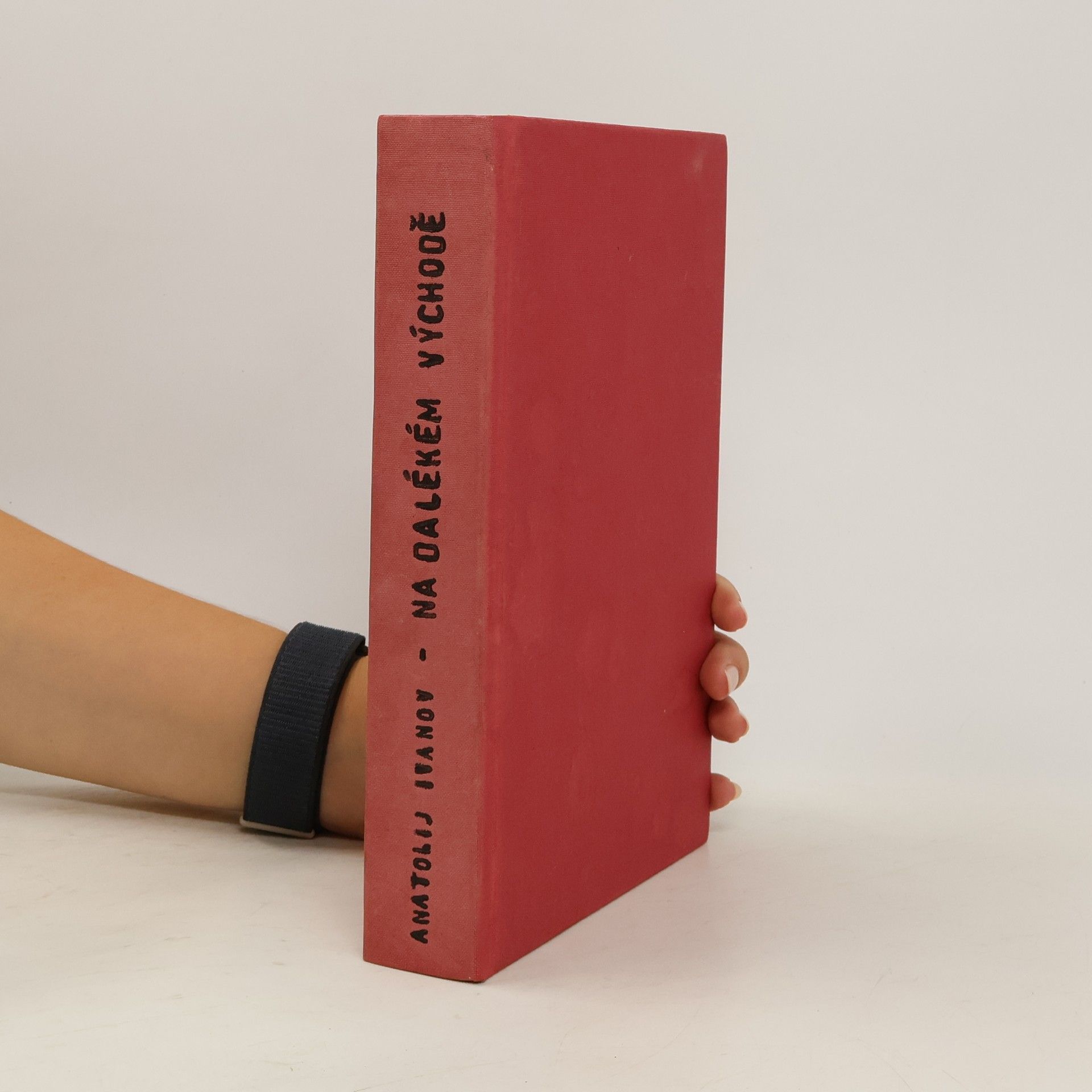 Konstantin Badigin Plavba na Modrém tuleni