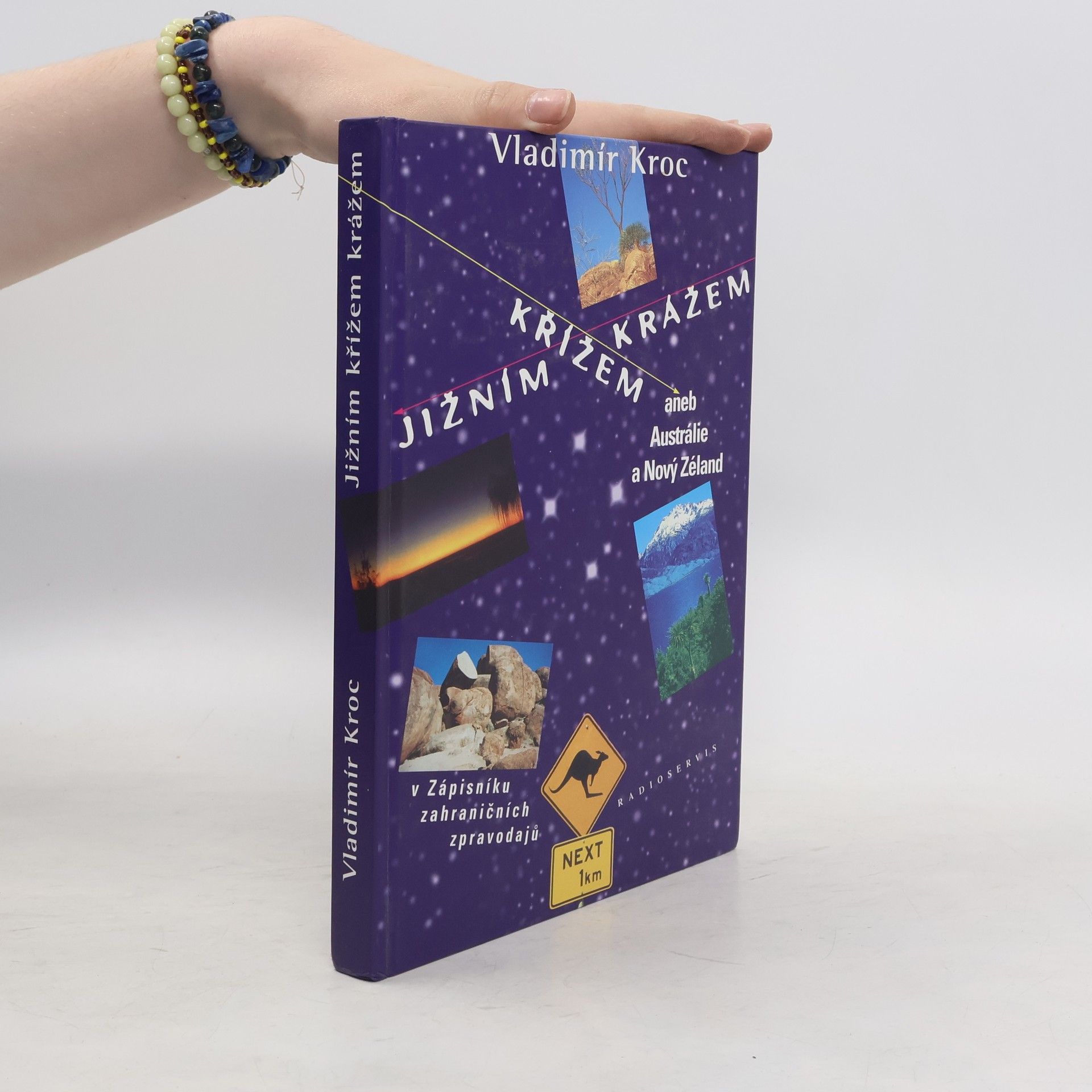 Jižním křížem krážem, aneb, Austrálie a Nový Zéland v Zápisníku zahraničních zpravodajů