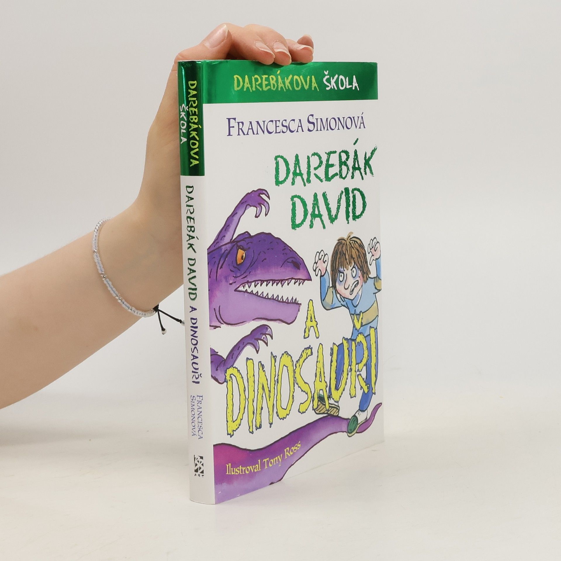 Francesca Simon Darebák David a dinosauři