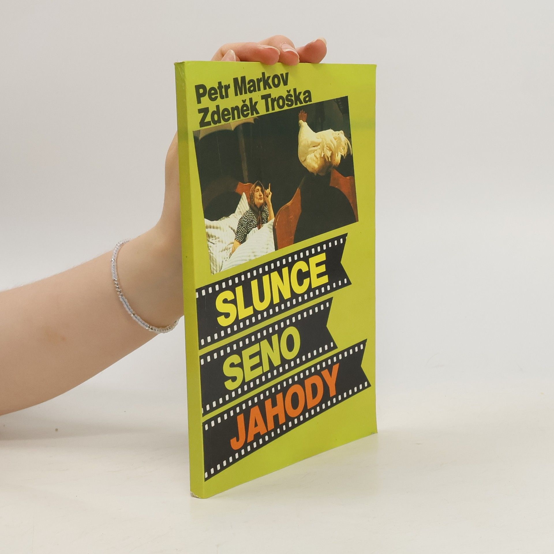 Slunce, seno, jahody