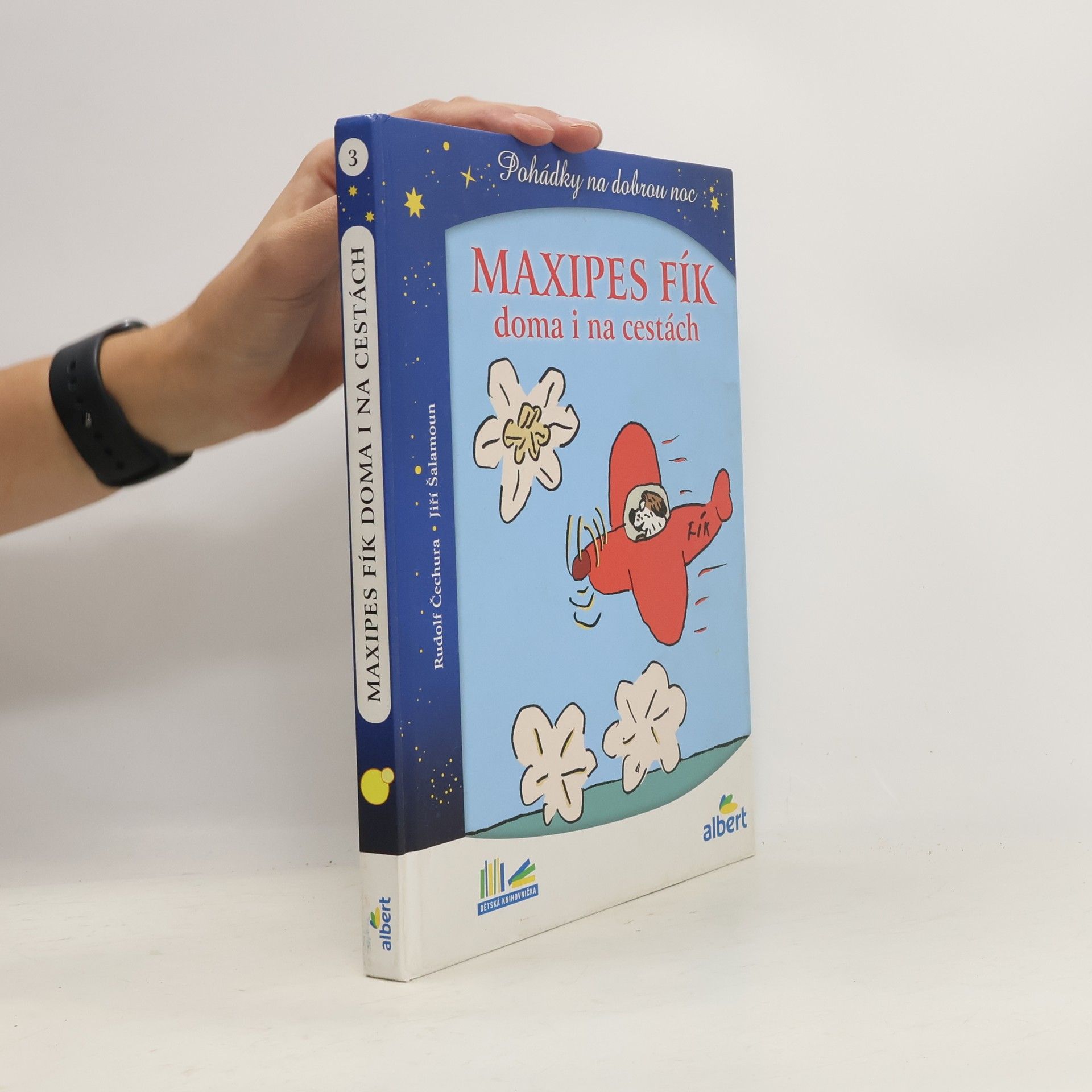 Maxipes Fík doma i na cestách