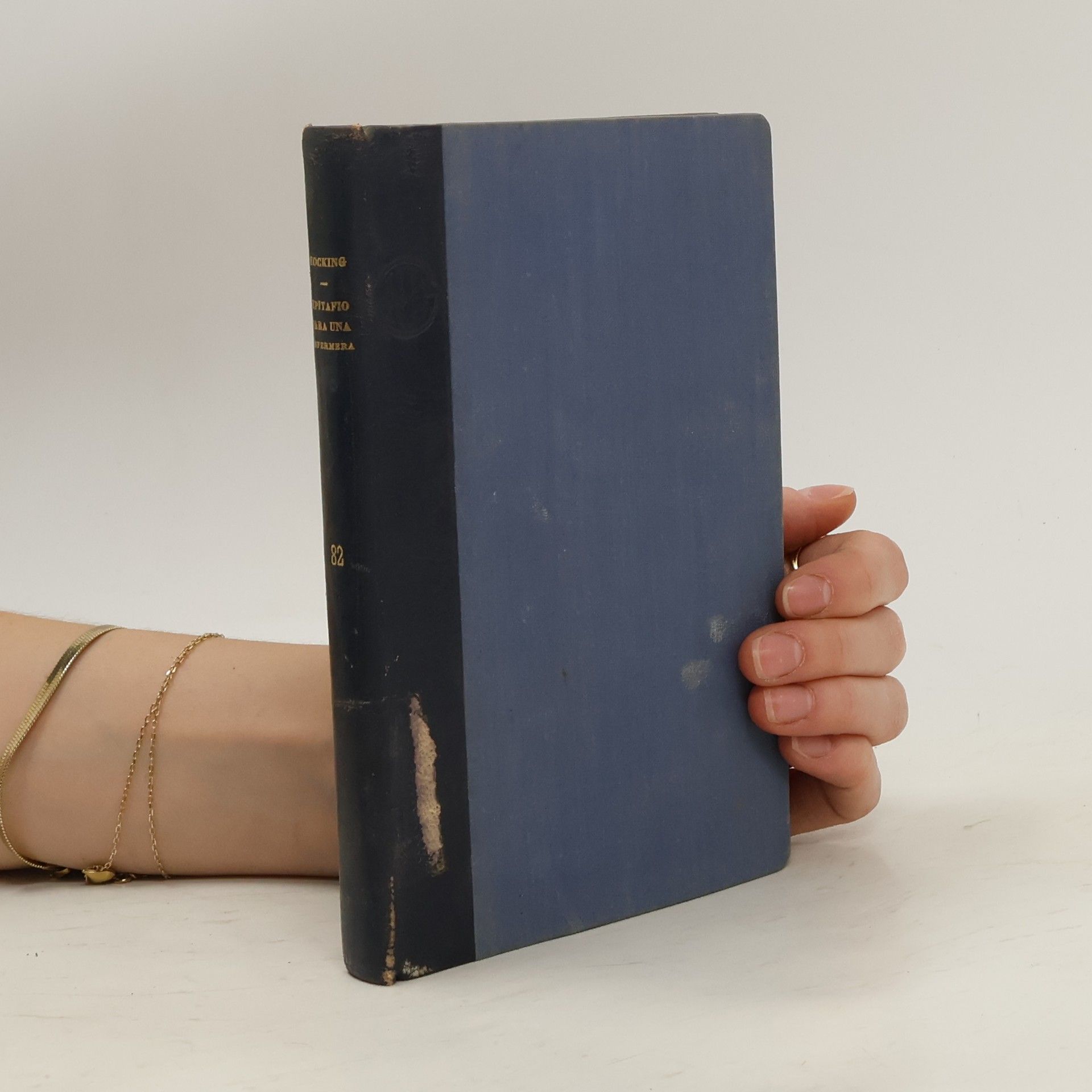 Anne Hocking Epitafio para una enfermera